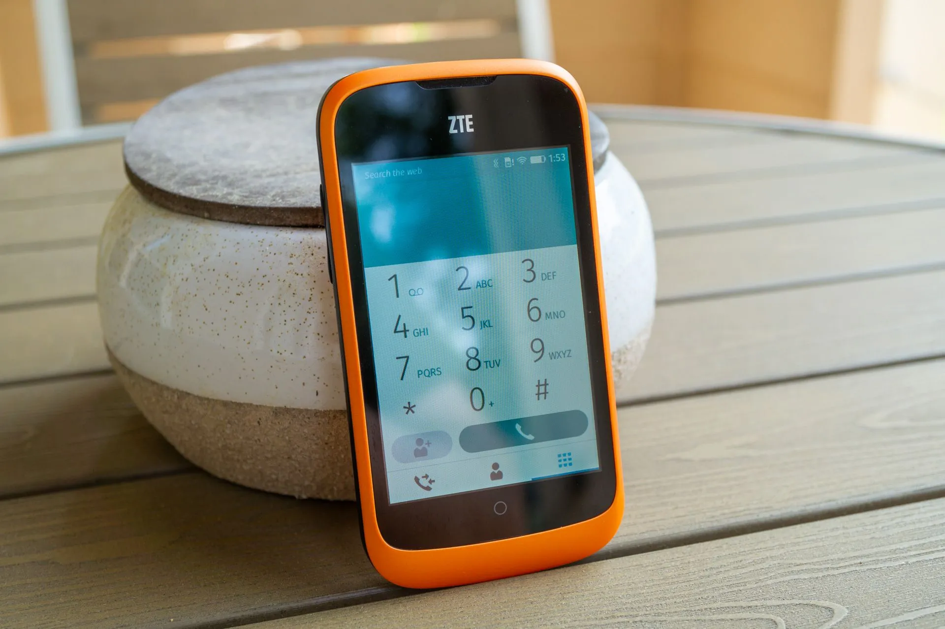 Màn hình chính và trình khởi chạy ứng dụng của Firefox OS