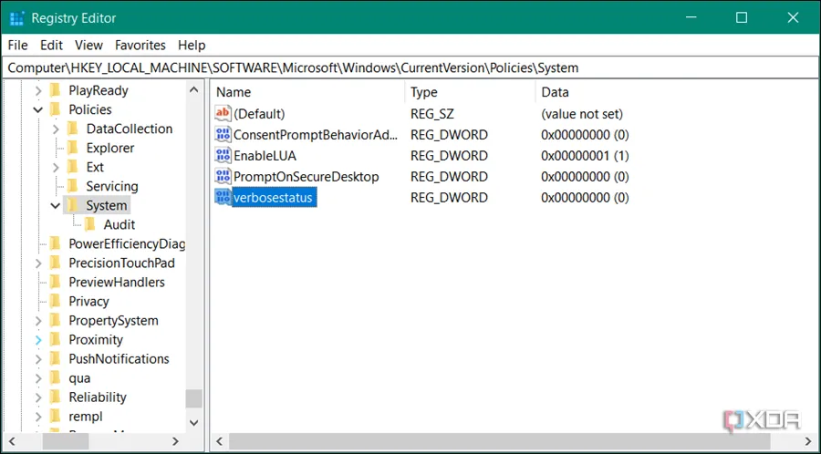 Cửa sổ Registry Editor hiển thị đường dẫn khóa Registry được chọn để sao lưu riêng lẻ