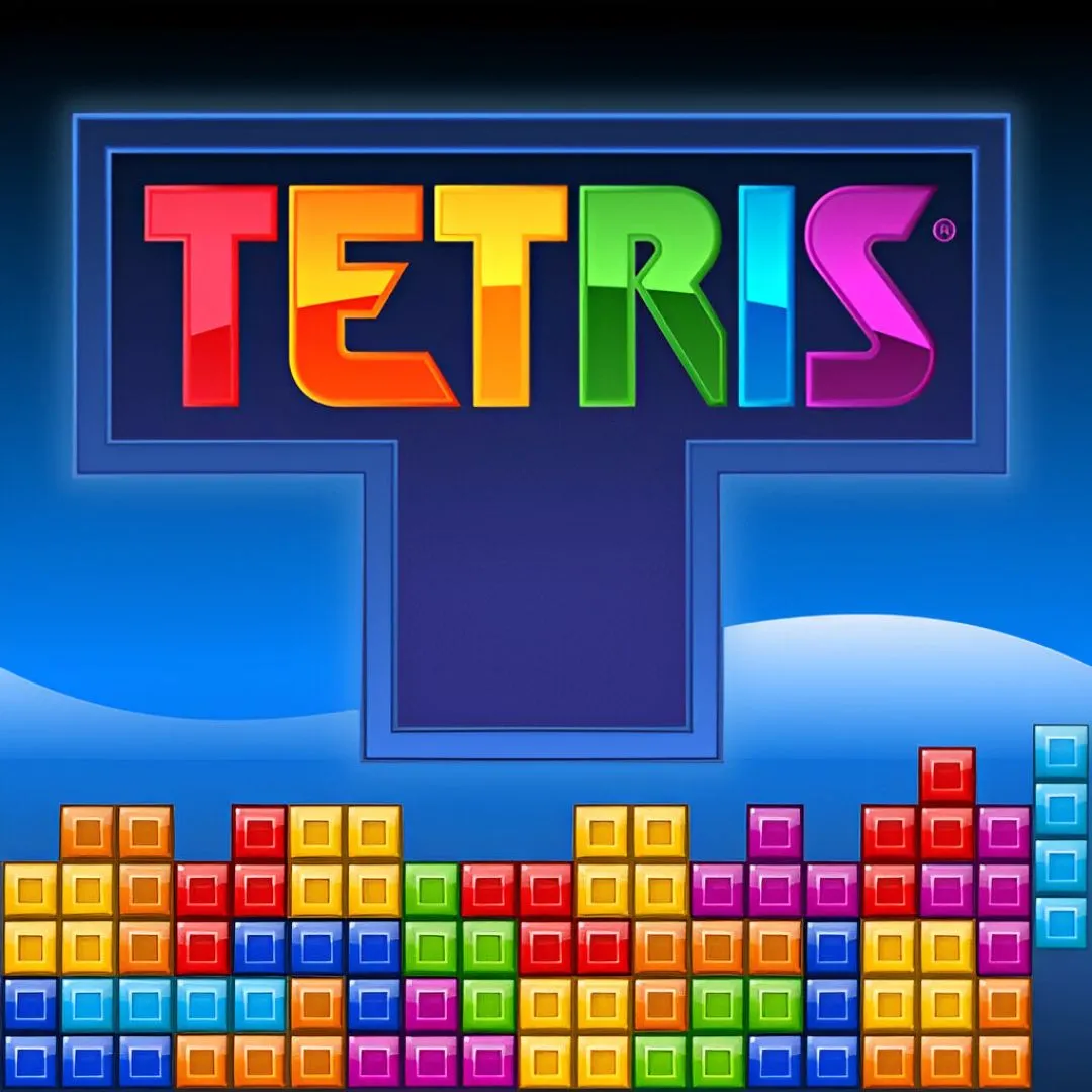 Giao diện game Tetris cổ điển với các khối hình đang rơi xuống bảng chơi