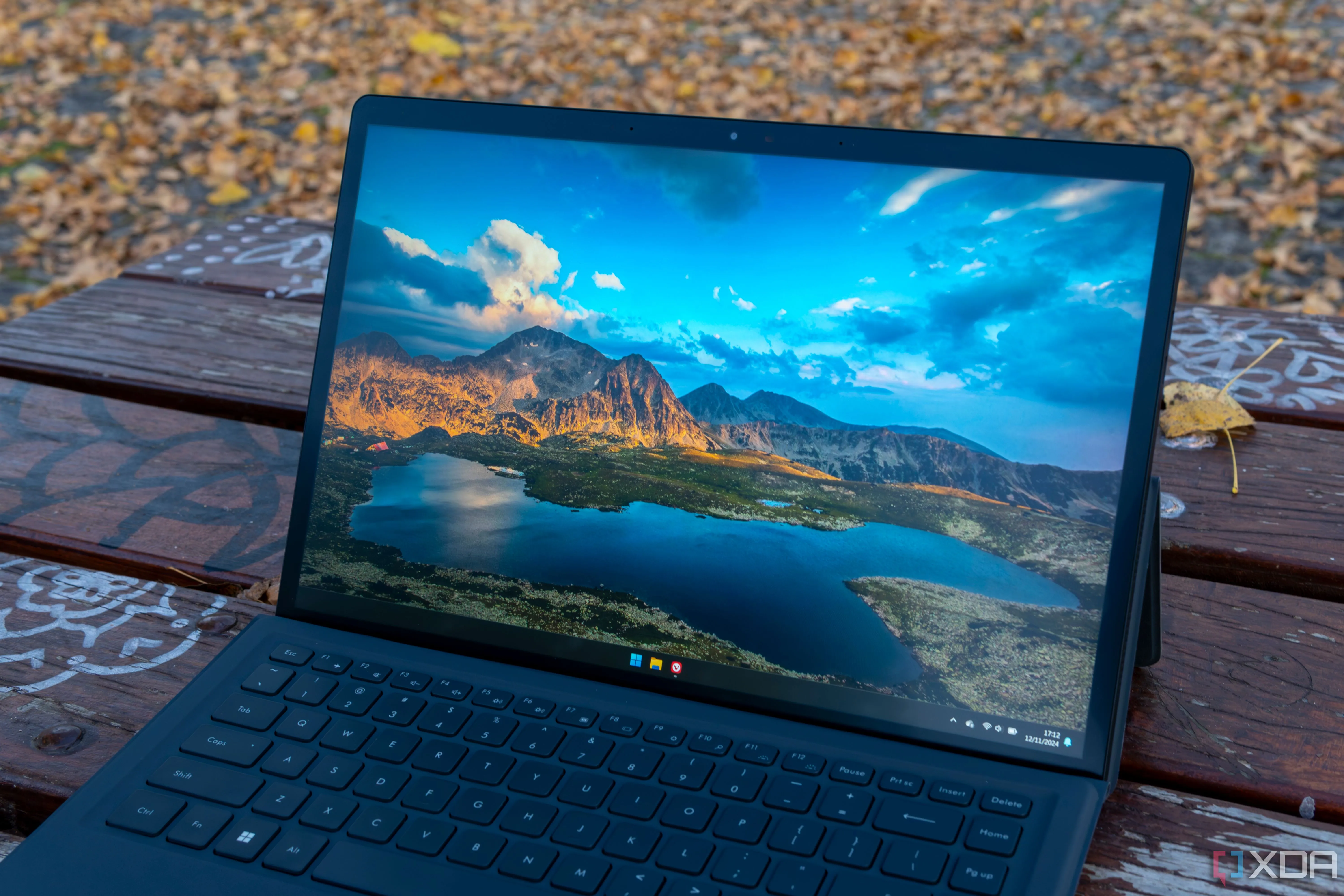 Giao diện Windows 11 trên Minisforum V3