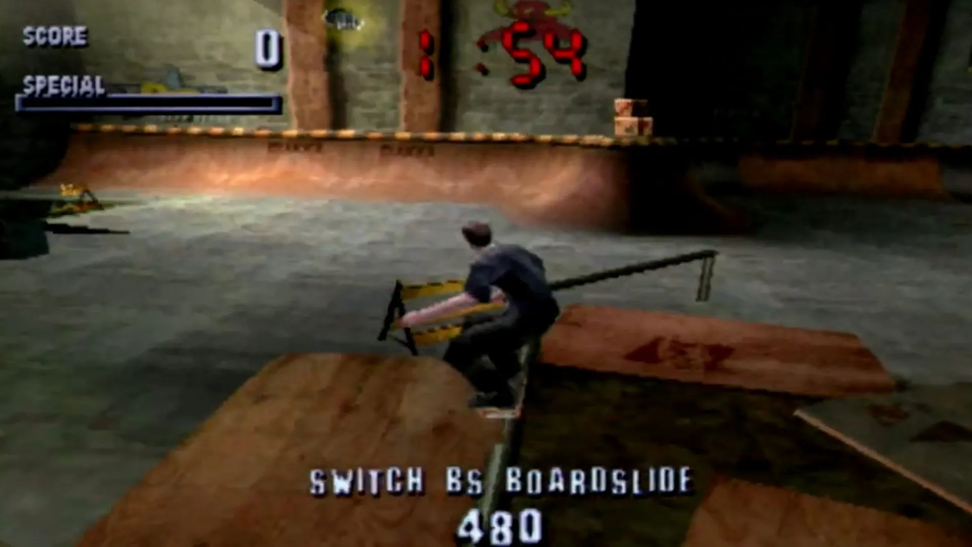 Ảnh chụp màn hình game Tony Hawk's Pro Skater với nhân vật đang thực hiện cú trick trên không