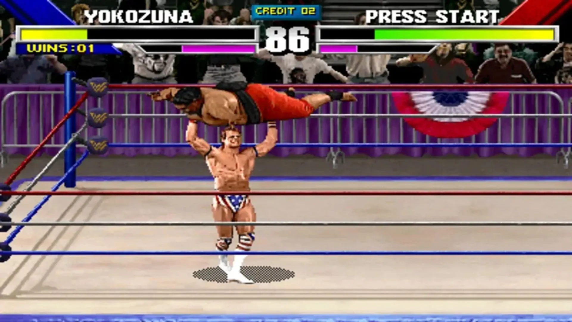 Ảnh chụp màn hình gameplay đầy kịch tính của WWF WrestleMania: The Arcade Game, với các đô vật sử dụng chiêu thức phi thực tế.