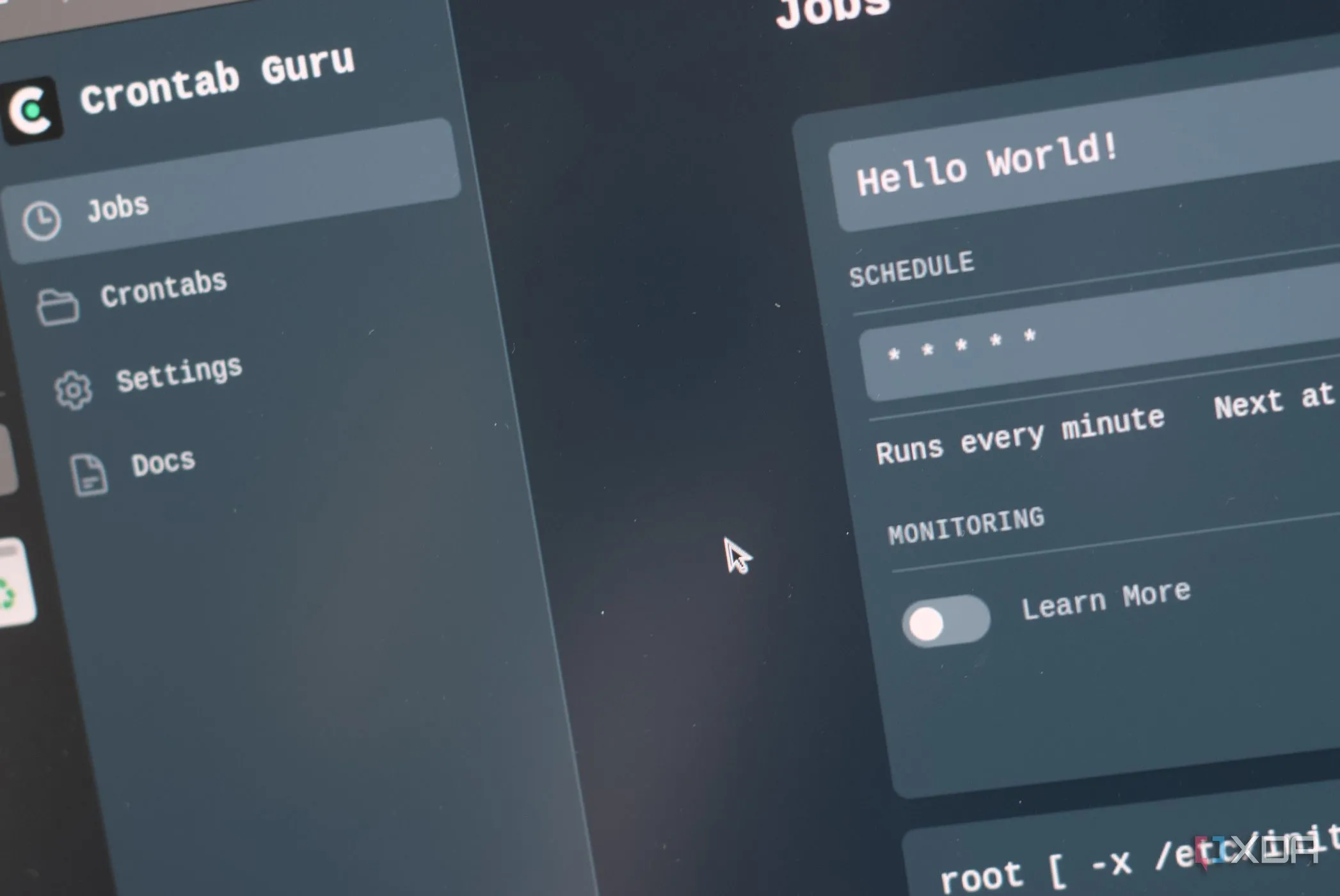 Bảng điều khiển Crontab Guru Dashboard với giao diện trực quan hiển thị các tùy chọn quản lý và giám sát cron job