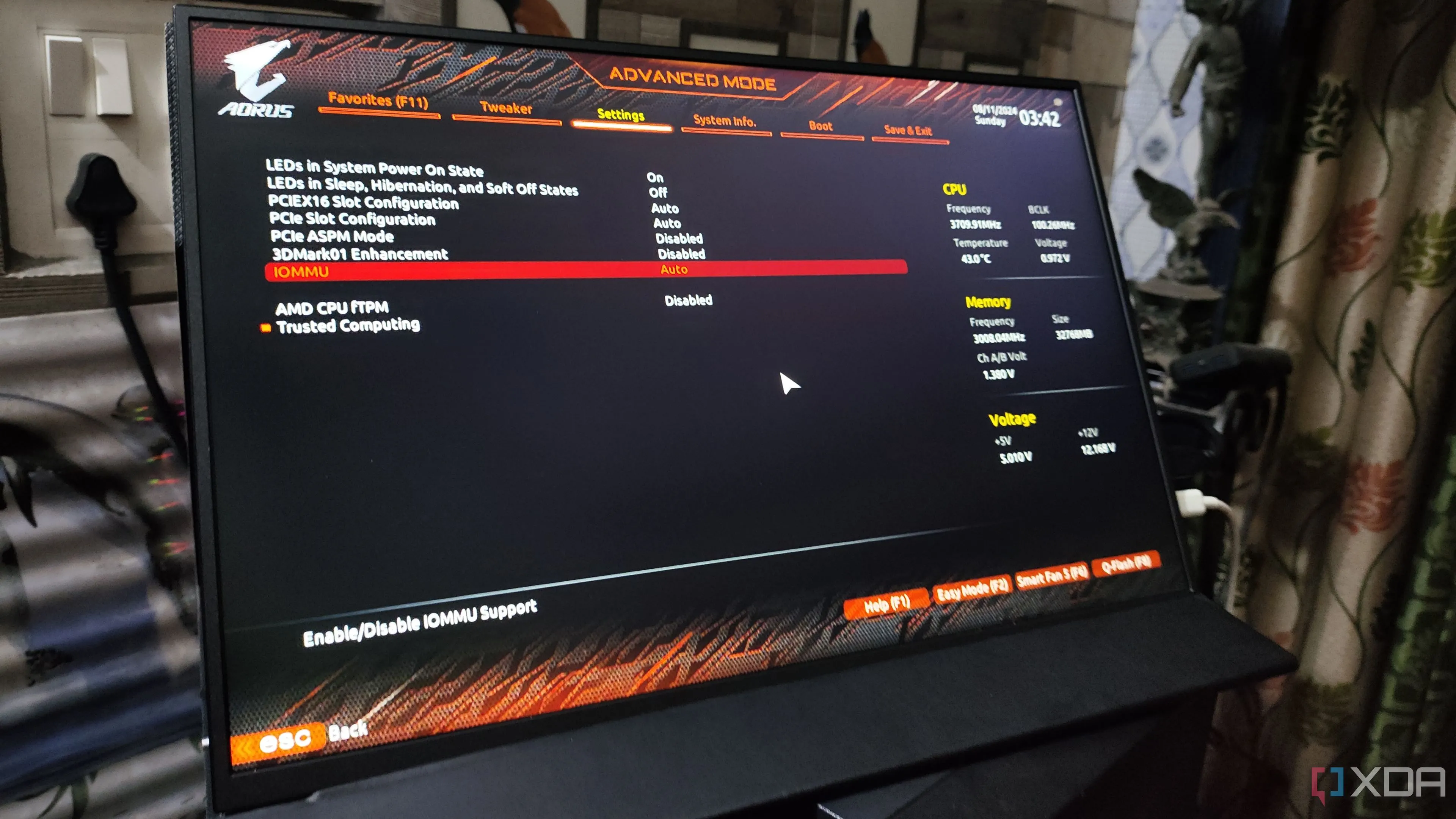 BIOS của Gigabyte hiển thị cài đặt IOMMU
