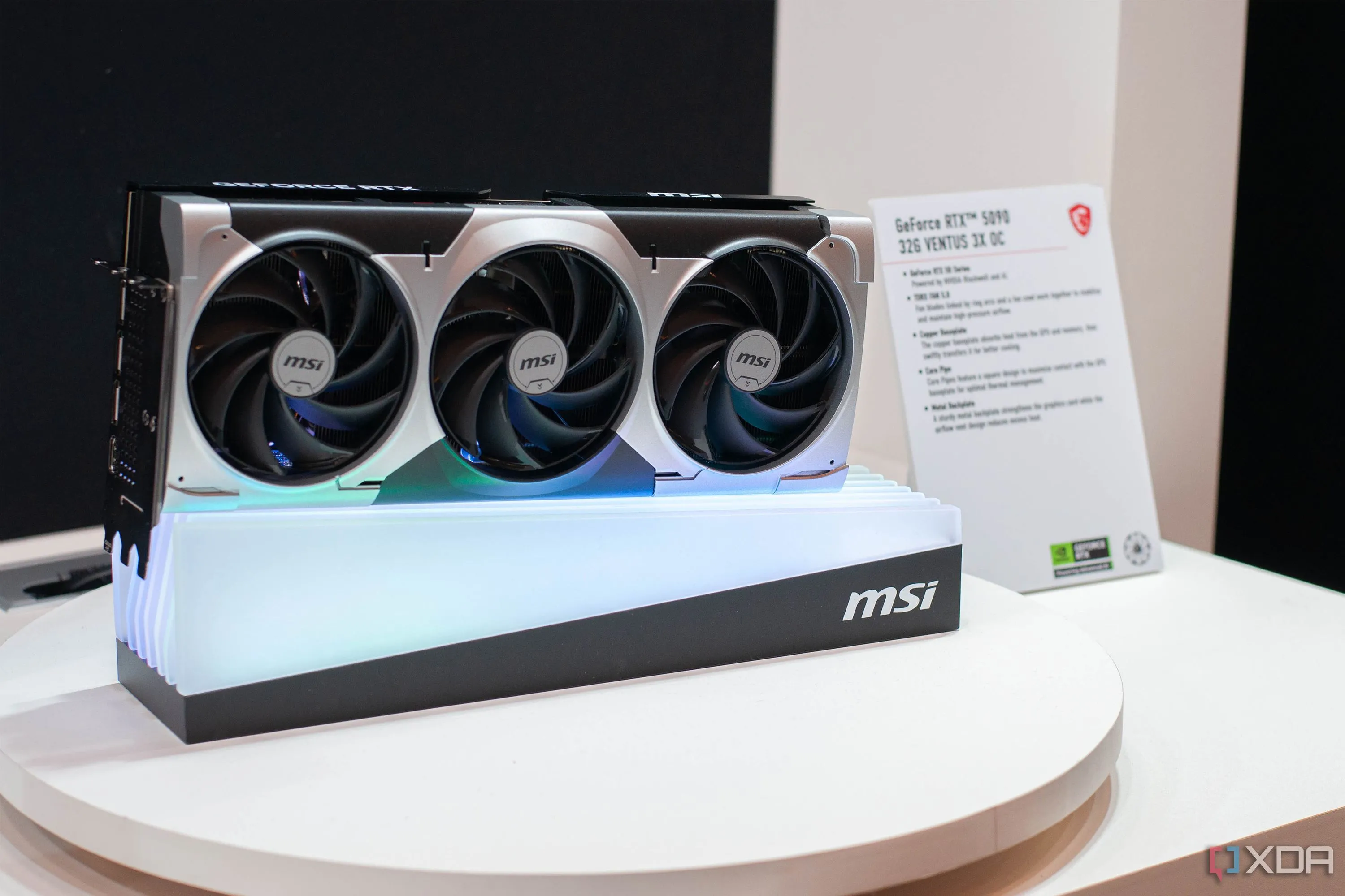 Card đồ họa MSI RTX 5090, đại diện cho những linh kiện PC cao cấp mới ra mắt