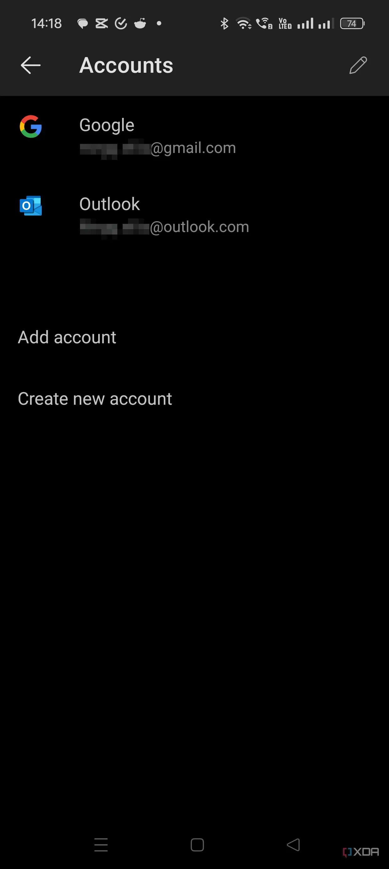 Danh sách các tài khoản email đã liên kết trong ứng dụng Outlook di động