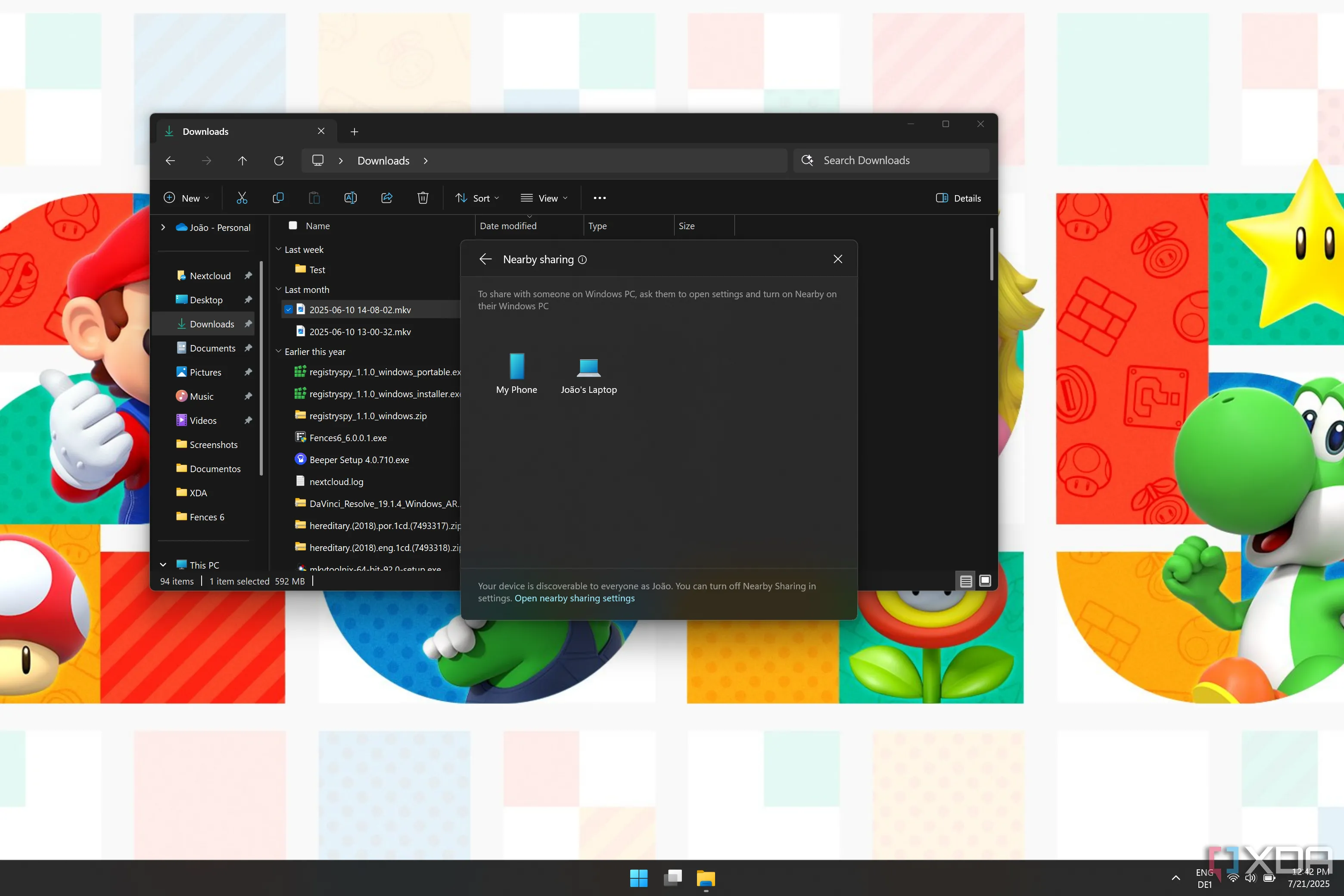 Giao diện File Explorer trên Windows 11 với menu chia sẻ hiển thị các tùy chọn chia sẻ lân cận