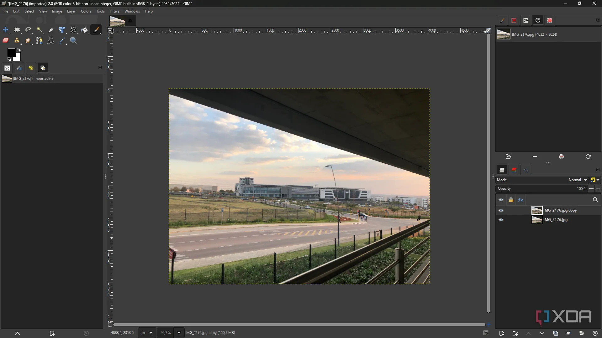 Giao diện GIMP 3.0 với bố cục sạch sẽ và các thanh công cụ được sắp xếp hợp lý