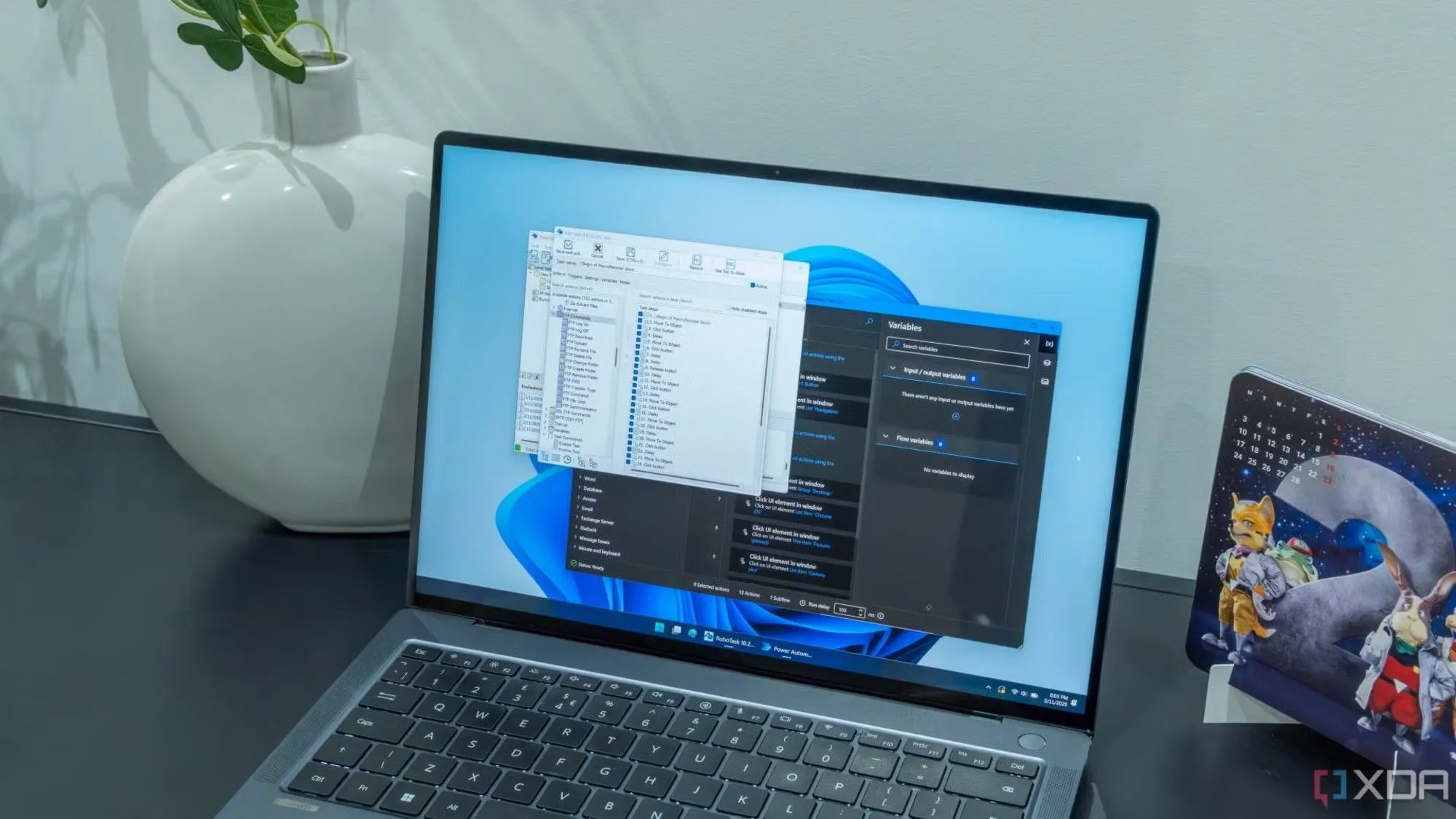 Giao diện người dùng Windows 11 với các tính năng tự động hóa, minh họa hệ điều hành đang được phát triển