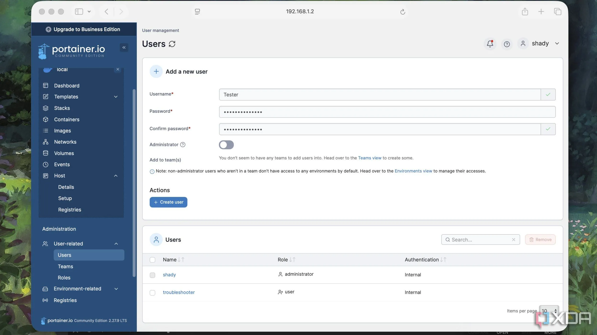 Giao diện Portainer hiển thị cách thêm người dùng và phân quyền, tính năng hữu ích cho quản lý Docker đa người dùng