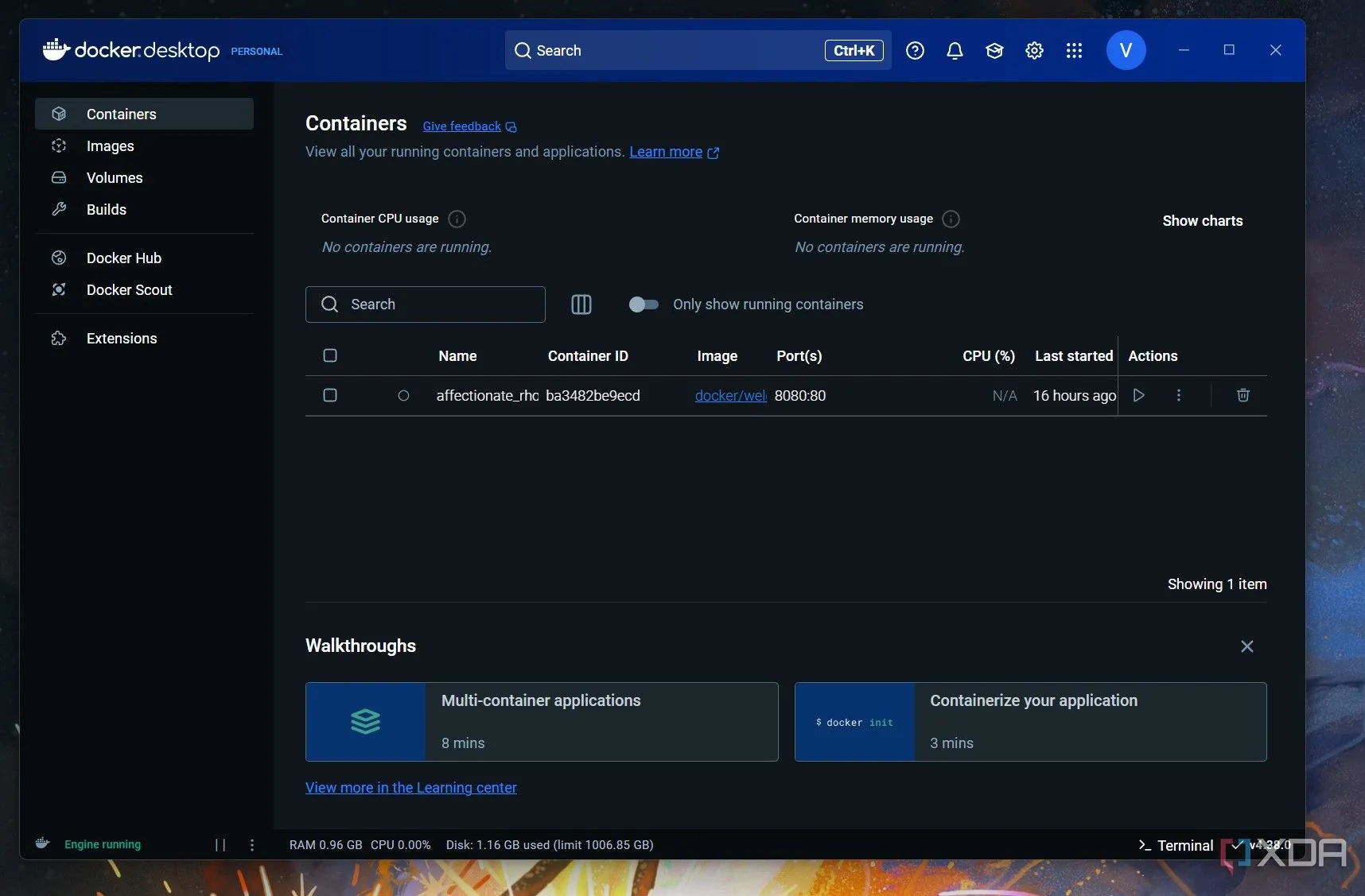 Giao diện quản lý container của Docker Desktop, minh họa sự cô lập ứng dụng