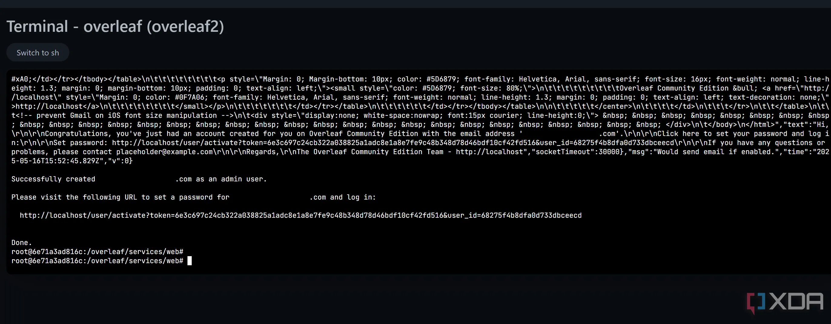 Giao diện terminal hiển thị quá trình cấu hình Docker Compose cho Overleaf tự host