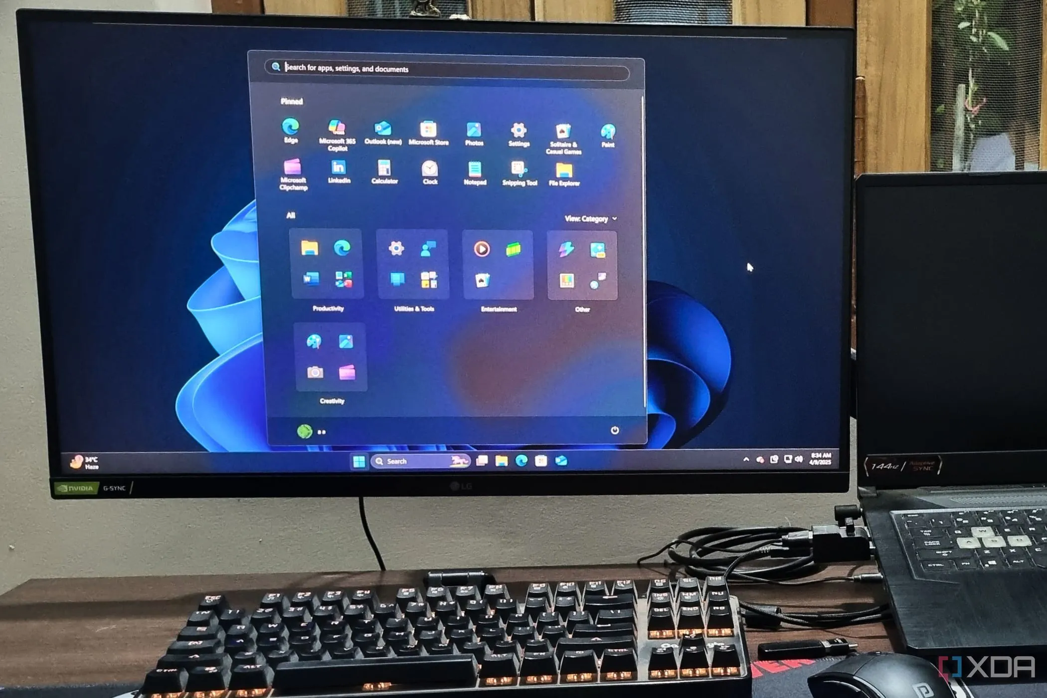 Giao diện Windows 11 24H2 với menu Start và bố cục ứng dụng mới