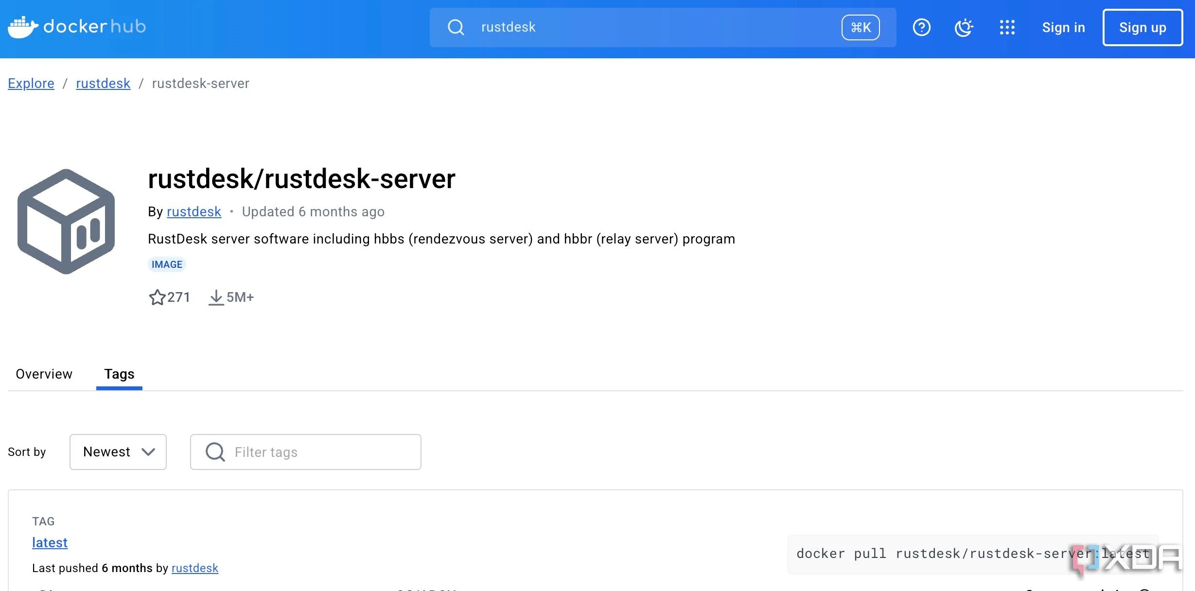 Hình ảnh Docker và cấu hình self-hosting cho RustDesk, cho thấy khả năng tùy biến nâng cao