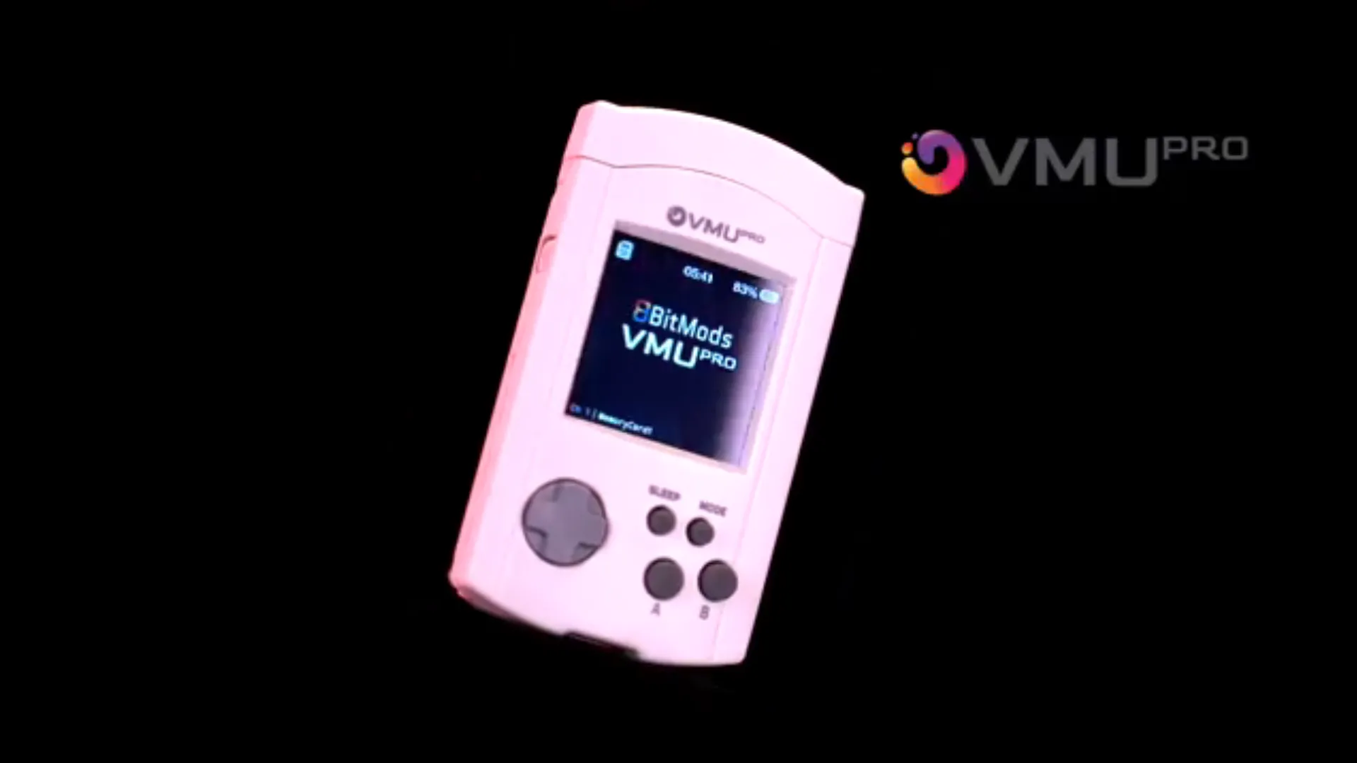 Hình ảnh VMU Pro của 8BitMods, phụ kiện Dreamcast kiêm máy chơi game cầm tay retro.