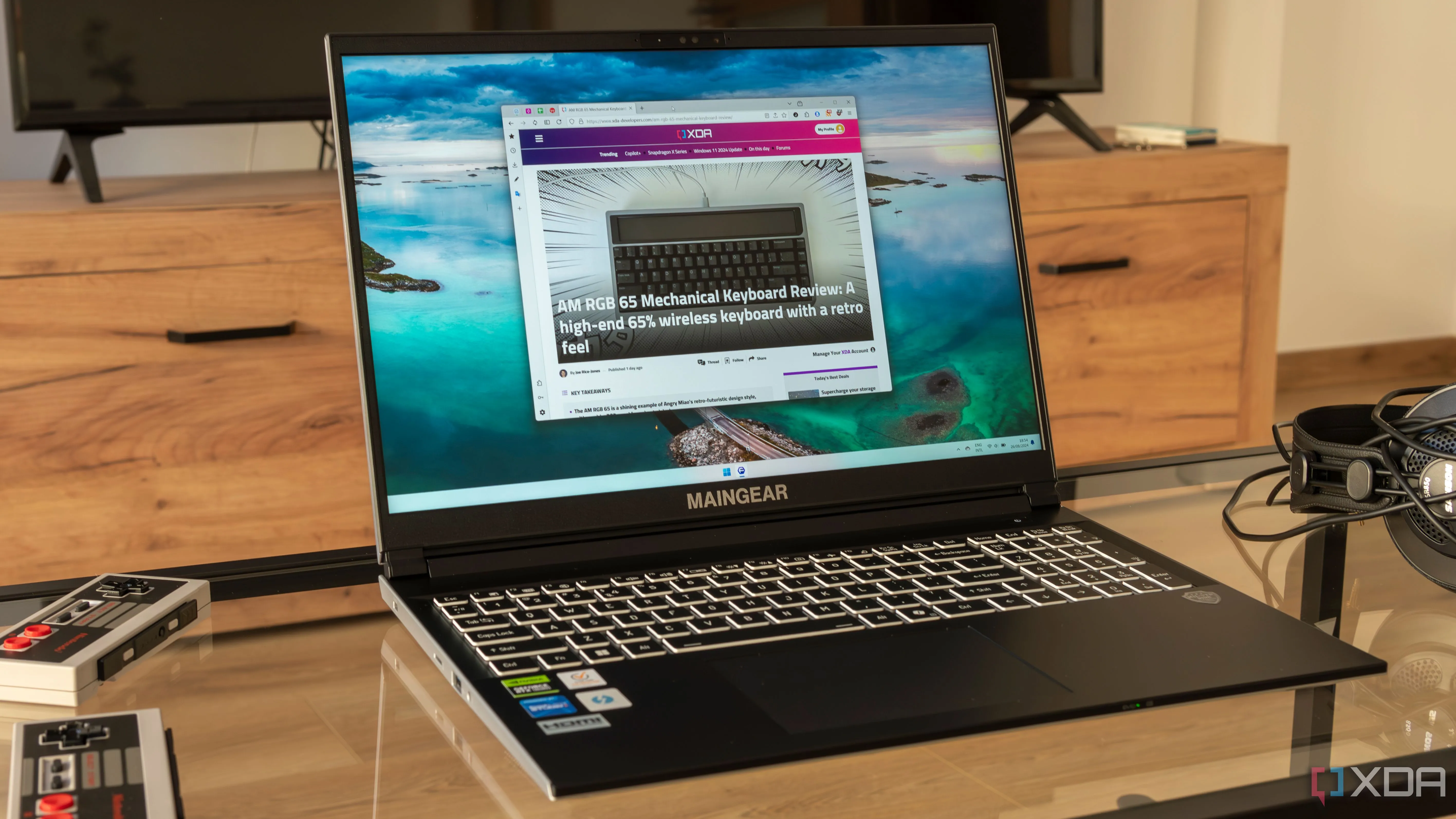 Maingear ML-16 2024, một mẫu laptop mạnh mẽ và thiết kế đẹp từ Maingear