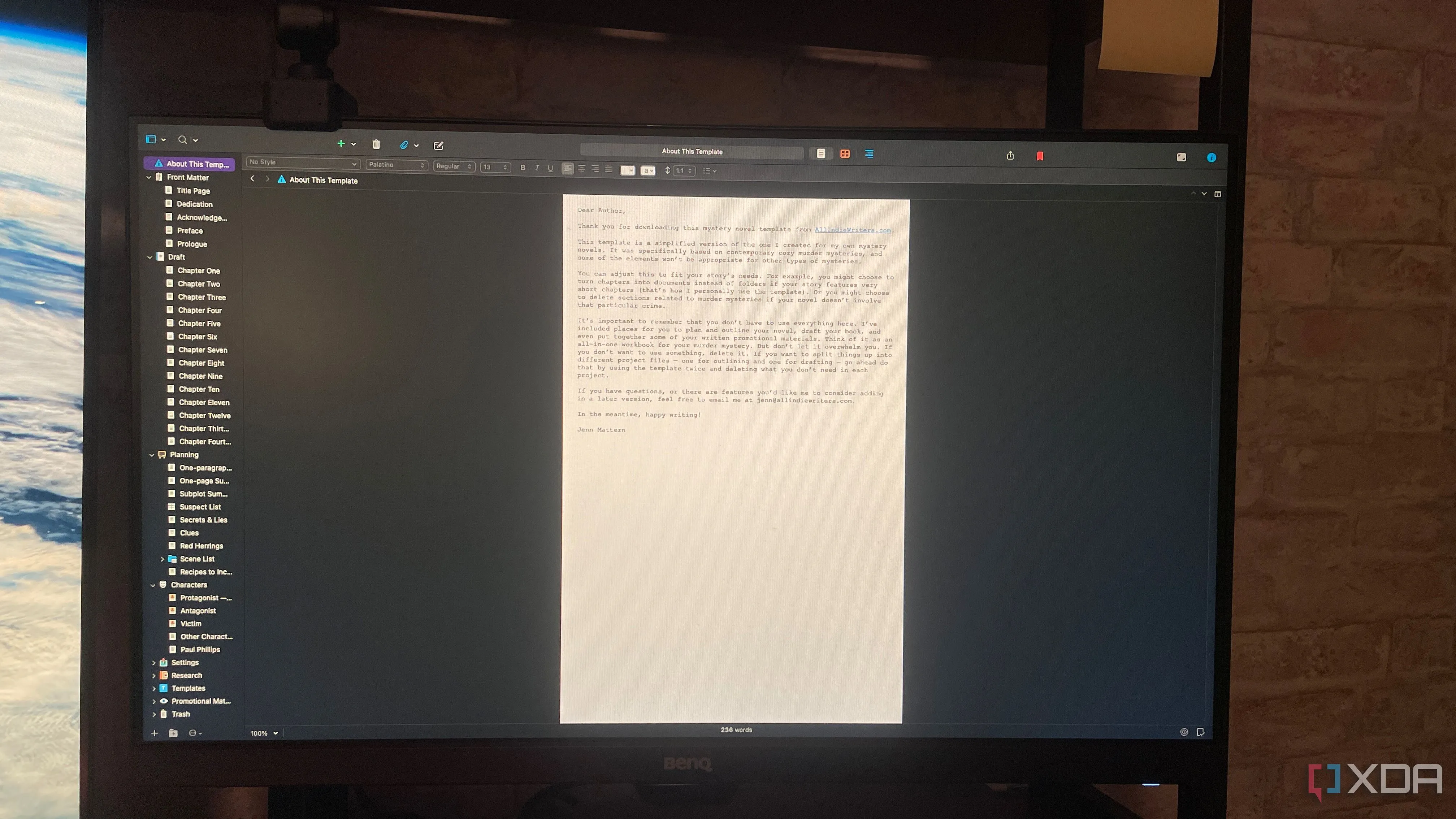 Màn hình hiển thị phần mềm Scrivener, một trong những trình xử lý văn bản thay thế Microsoft Word, minh họa sự đa dạng của các công cụ soạn thảo.