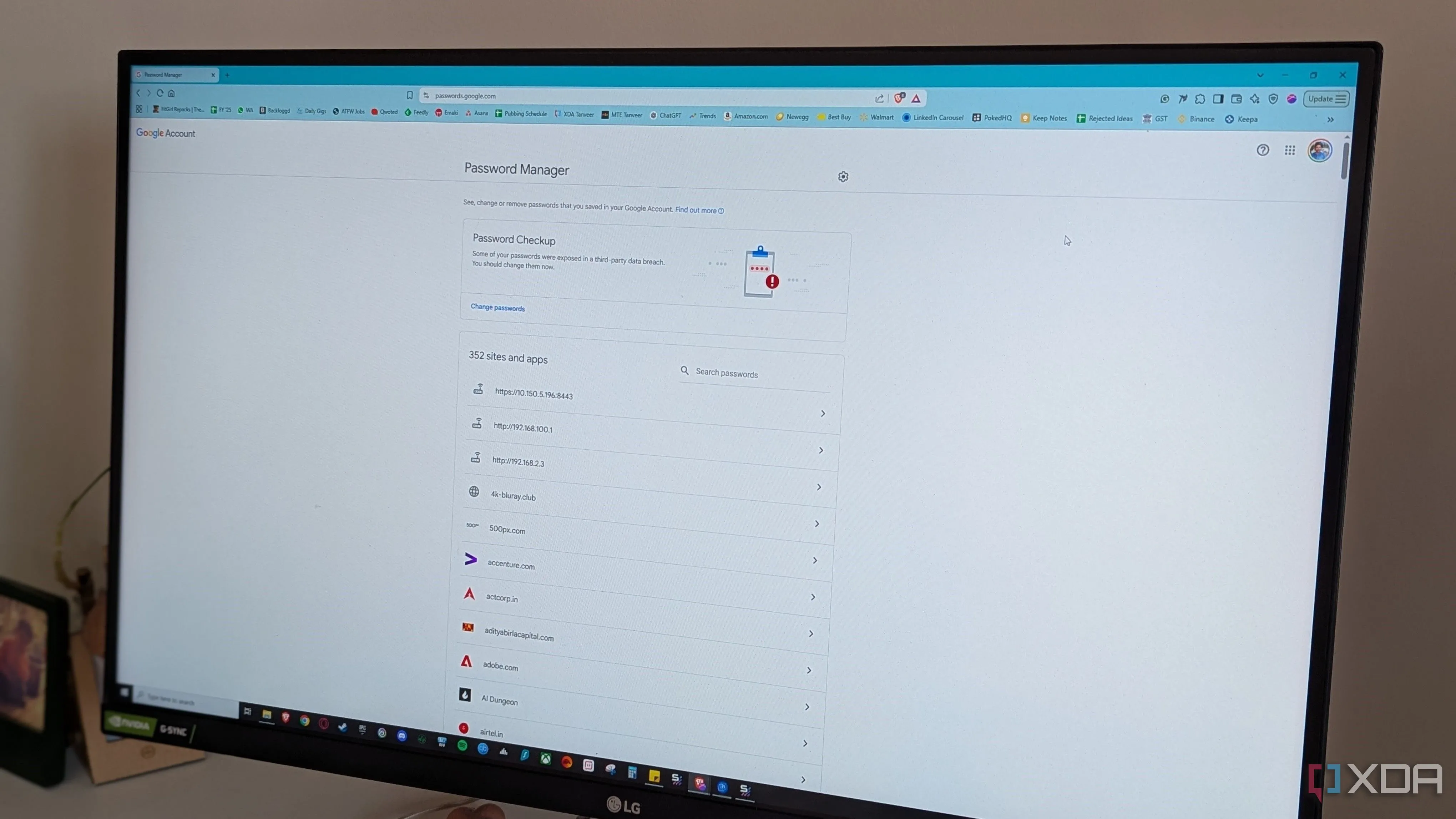 Màn hình máy tính hiển thị Google Password Manager