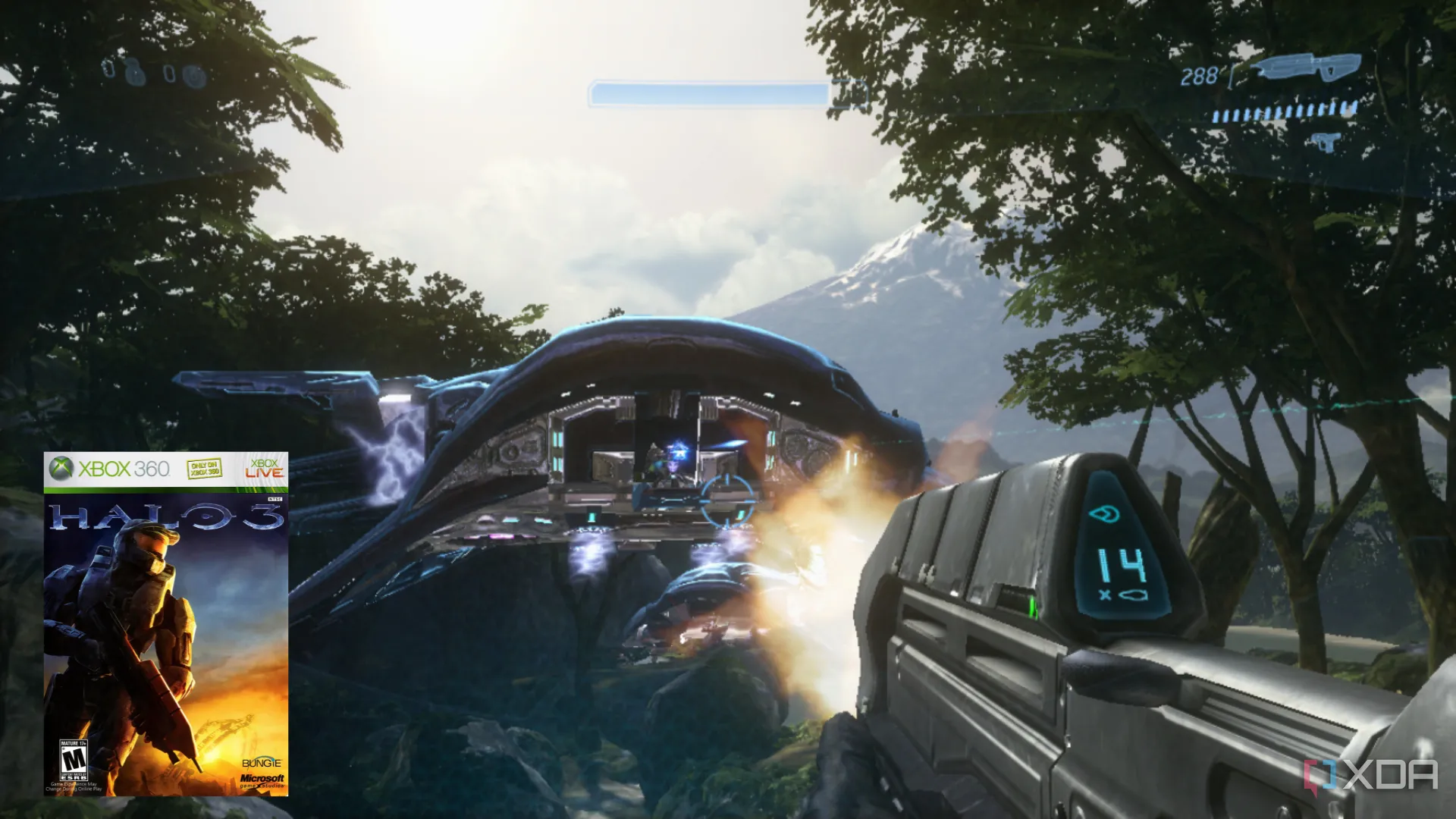Master Chief trong Halo 3 chiến đấu với kẻ thù ngoài hành tinh