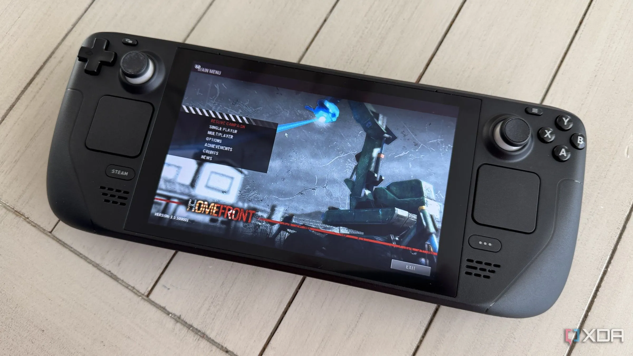 Máy chơi game cầm tay Steam Deck chạy game Homefront