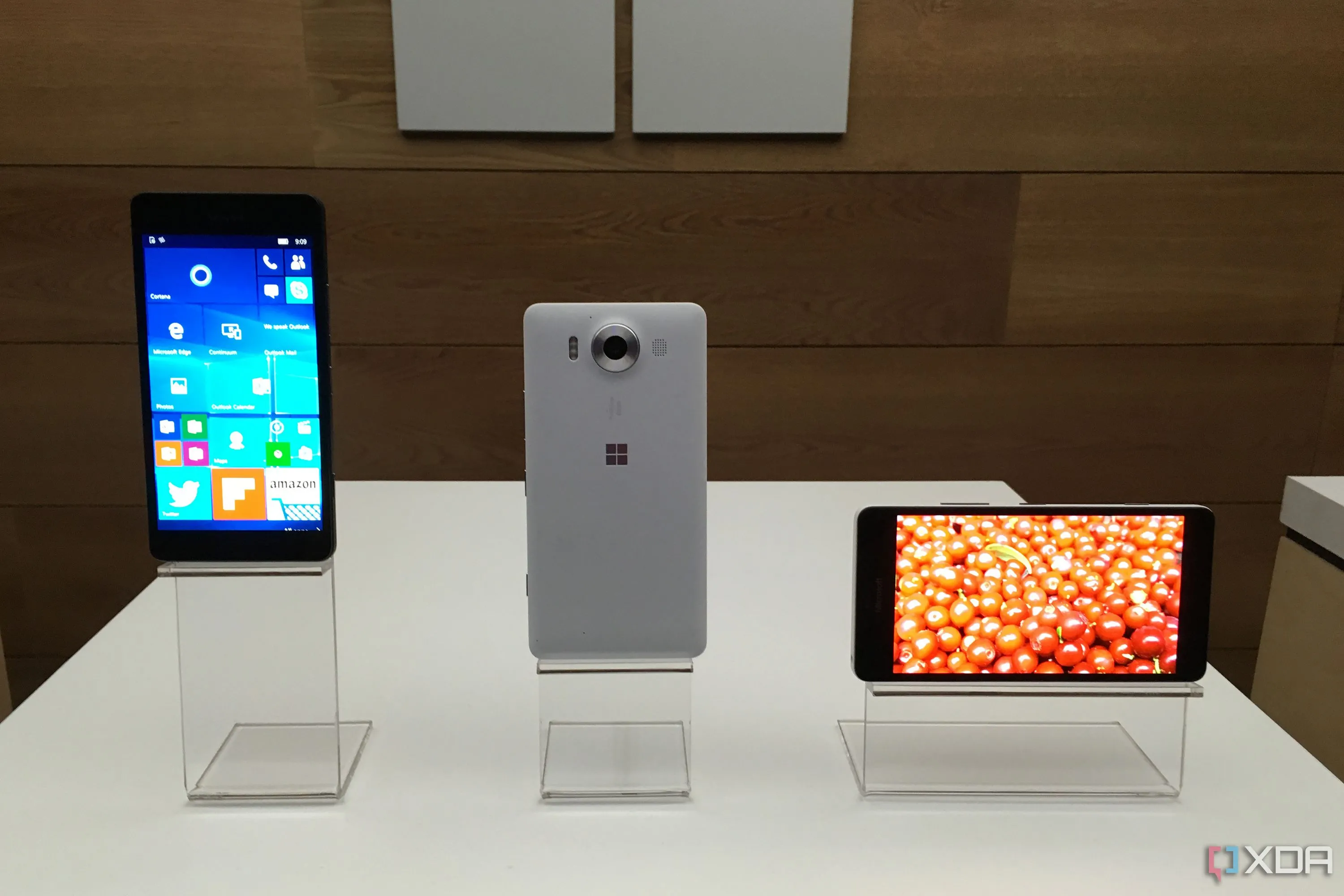 Microsoft Lumia 950