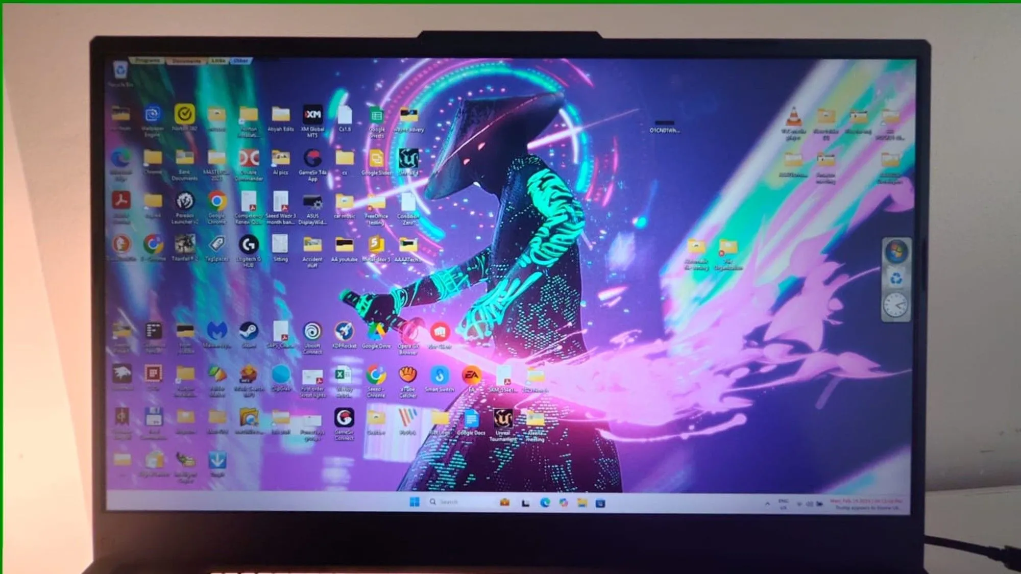 Microsoft thông báo khắc phục lỗi tương thích ứng dụng hình nền với Windows 11 24H2