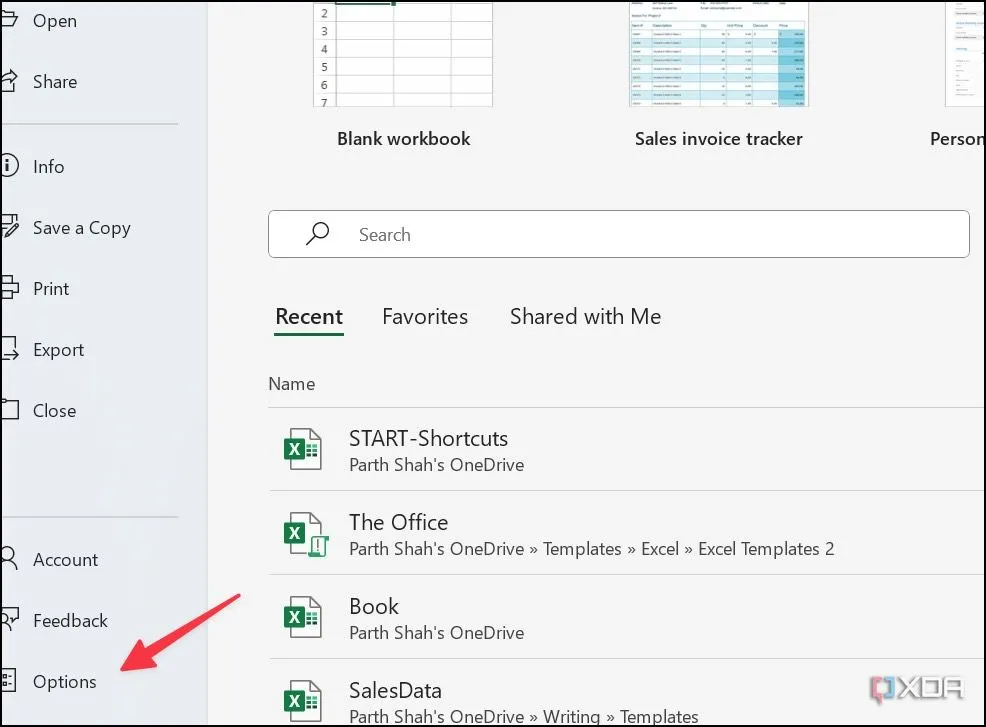 Mở cửa sổ Excel Options (Tùy chọn) để truy cập cài đặt Advanced (Nâng cao)
