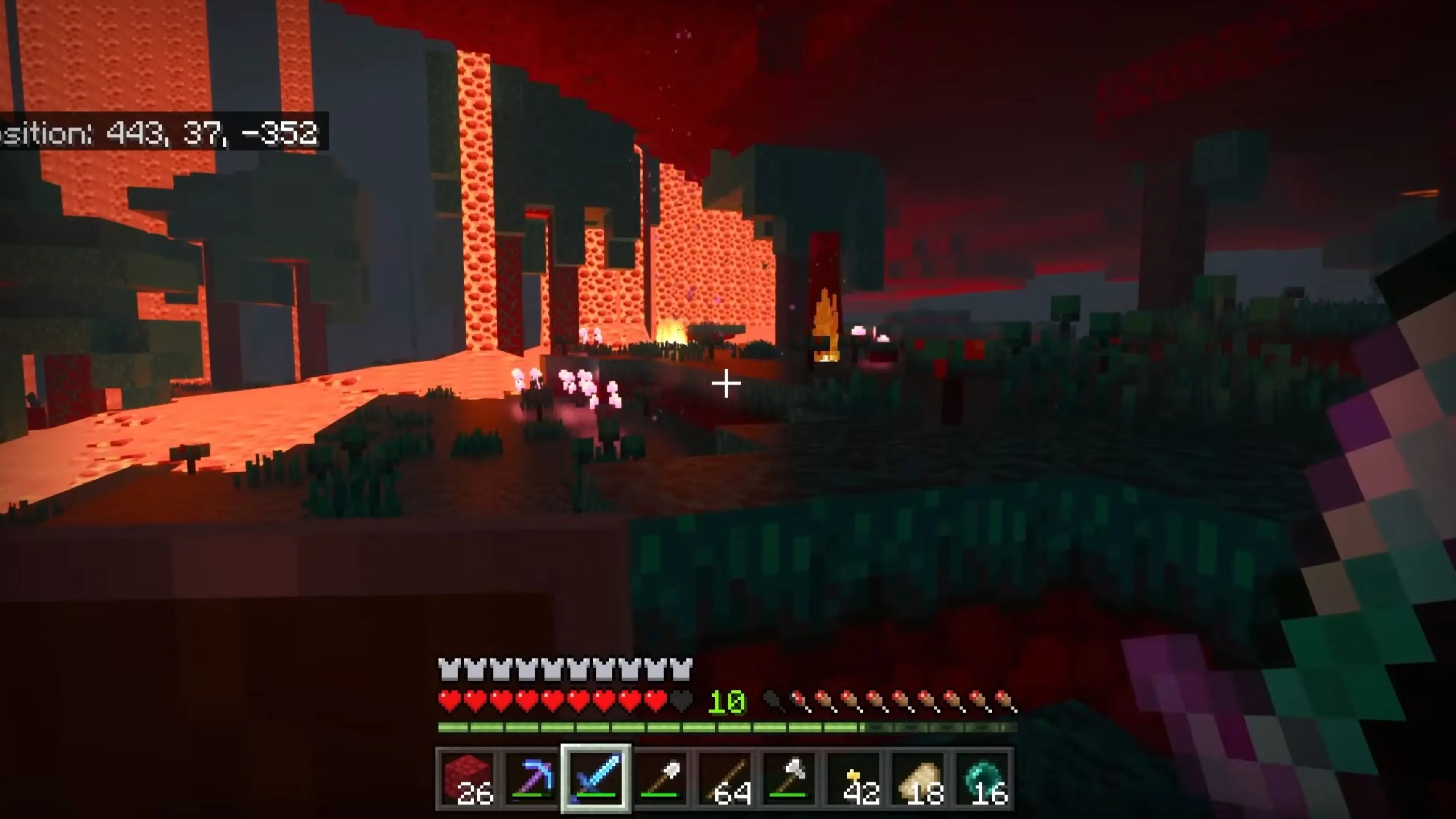 Một khung cảnh từ Minecraft với nhiều loài động vật và cây cối, thể hiện sự sống động và đa dạng sinh học trong thế giới game.