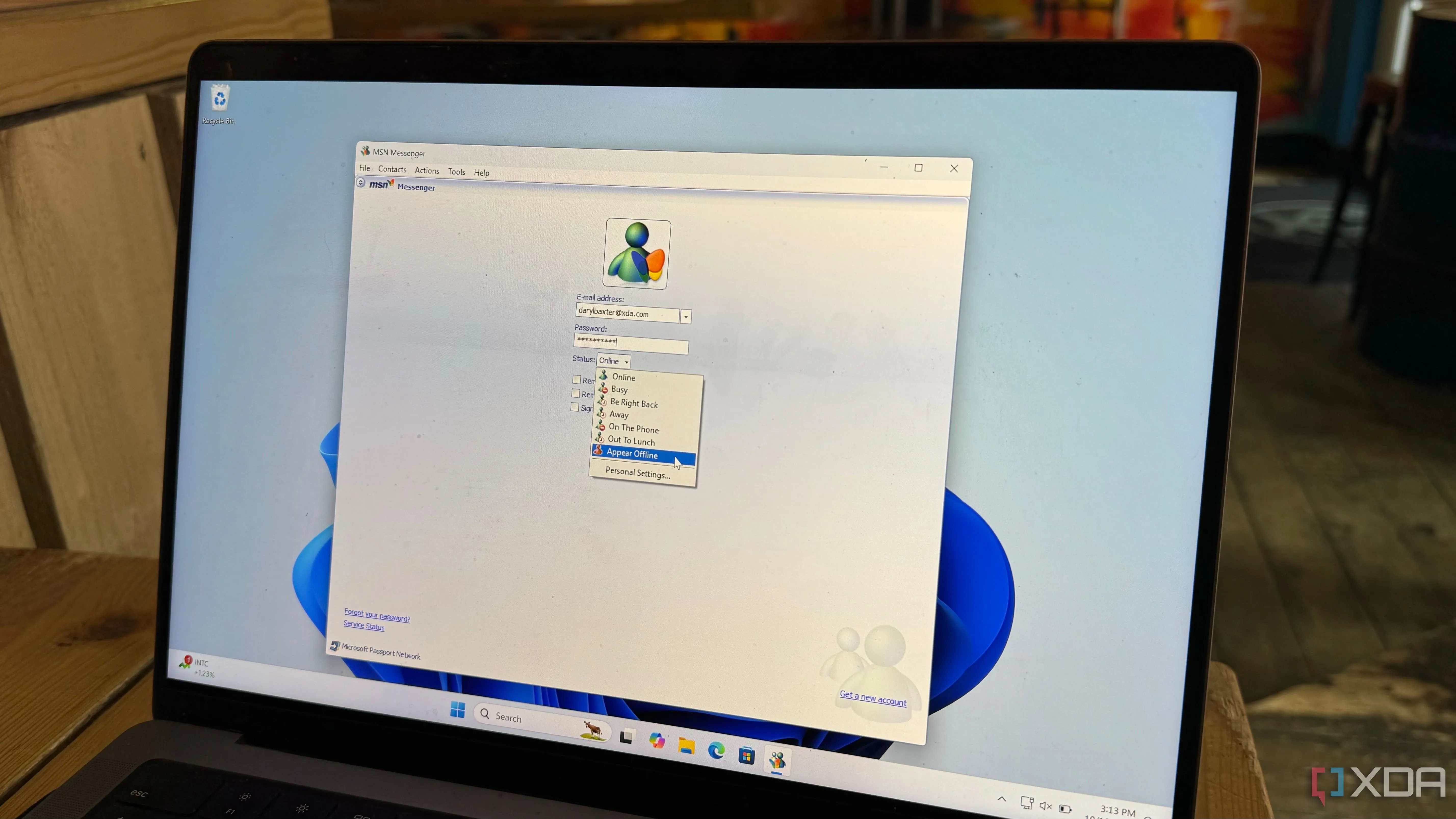 MSN Messenger 7.5 chạy trên giao diện Windows 11, gợi nhớ ứng dụng nhắn tin cũ