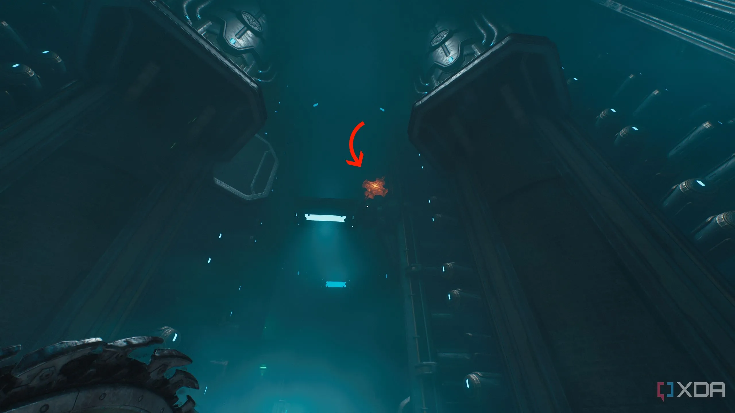 Mũi tên chỉ thánh giá kim loại nóng trên cao trong Doom The Dark Ages