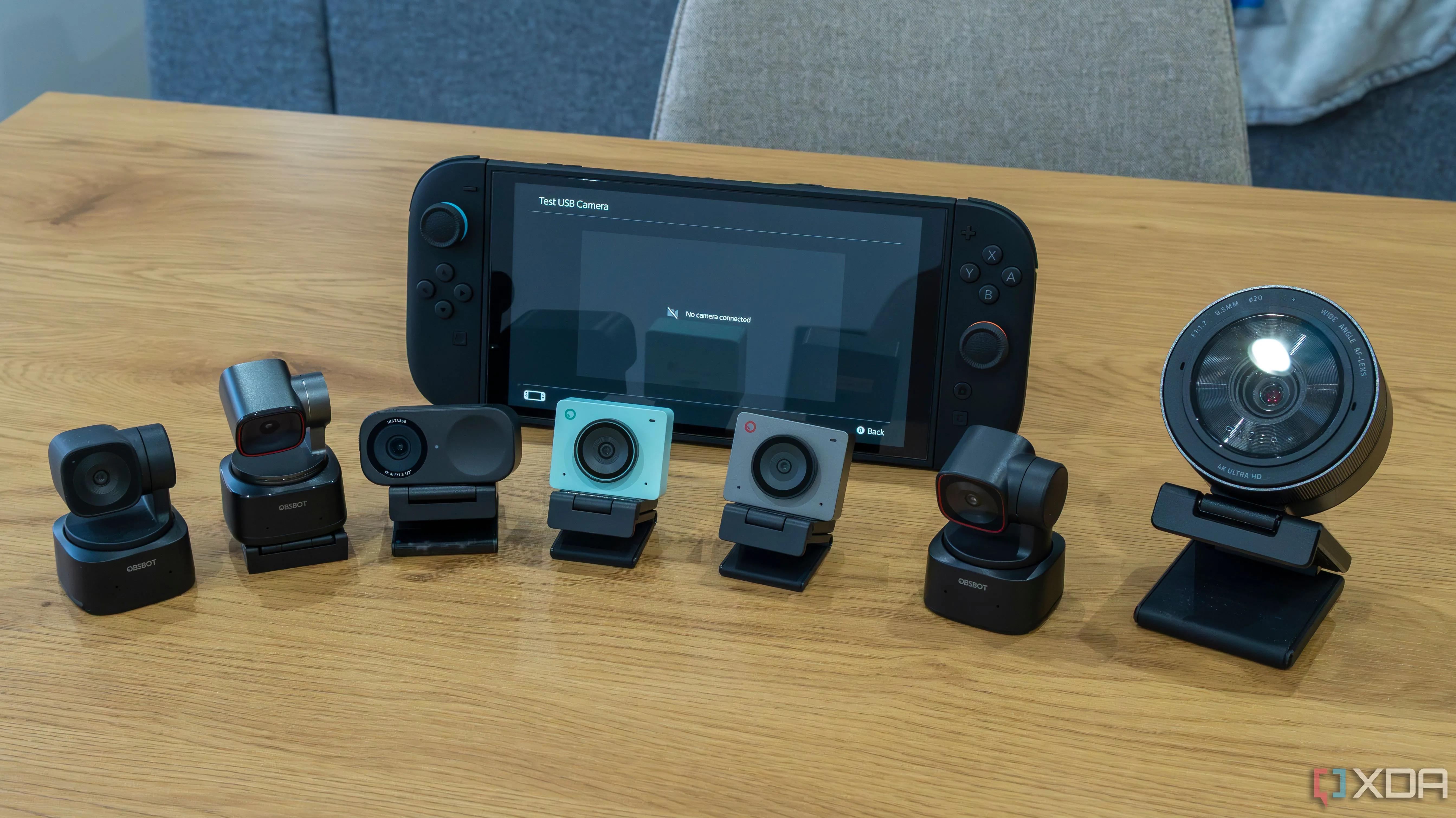 Nintendo Switch 2 với nhiều webcam nhưng không tương thích