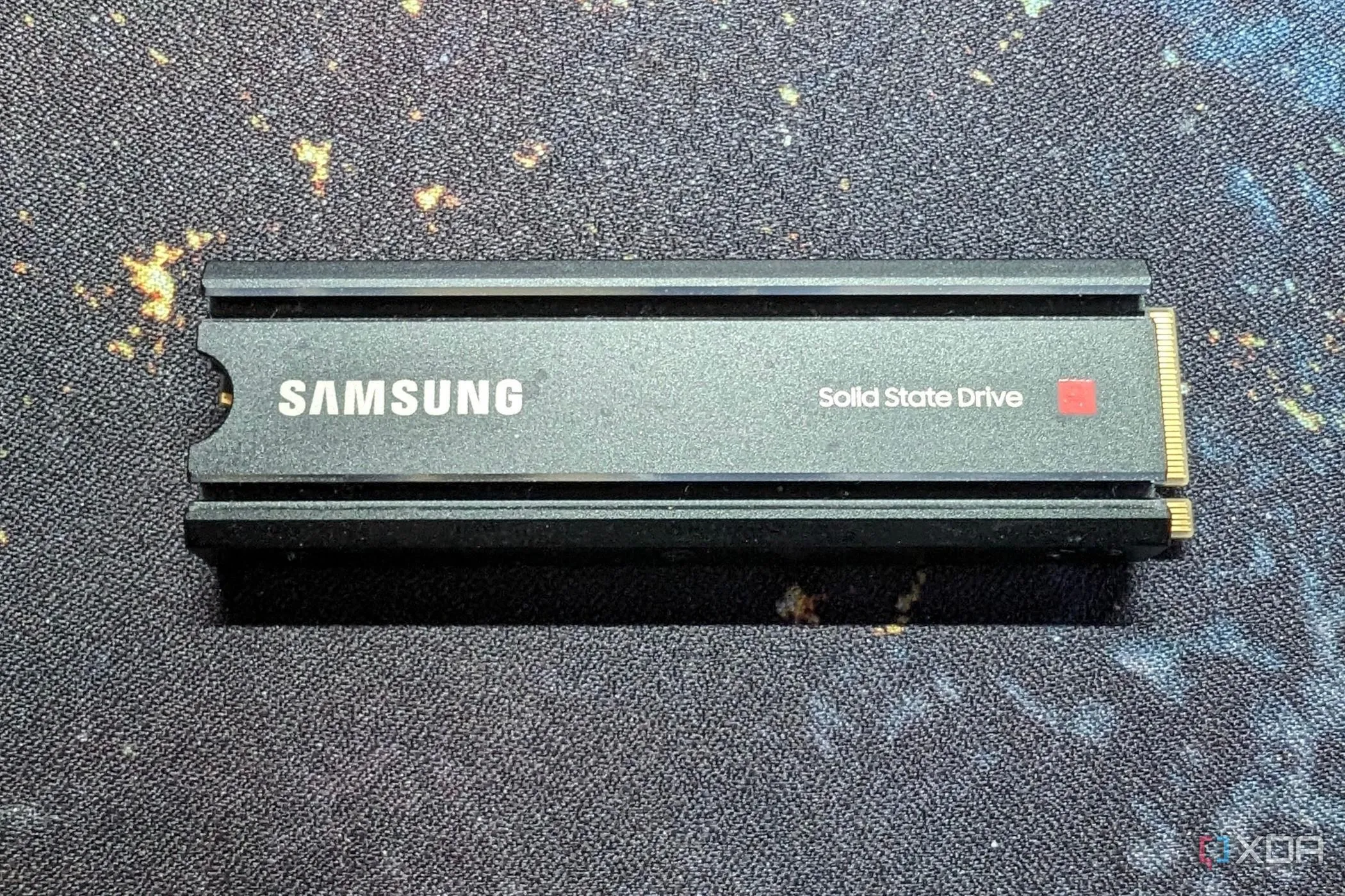 Ổ cứng Samsung 980 Pro NVMe SSD với tản nhiệt giải quyết vấn đề quá nhiệt