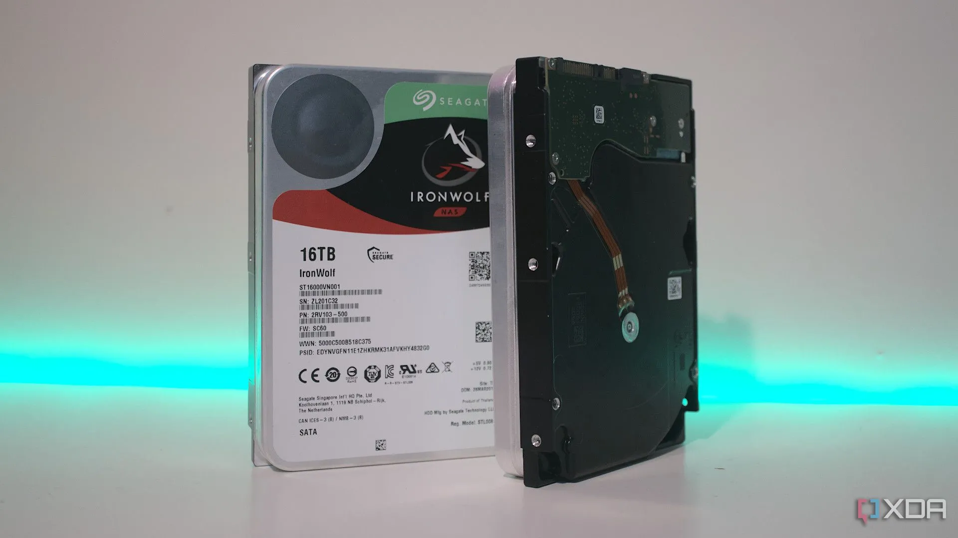 Ổ cứng Seagate IronWolf 16TB.