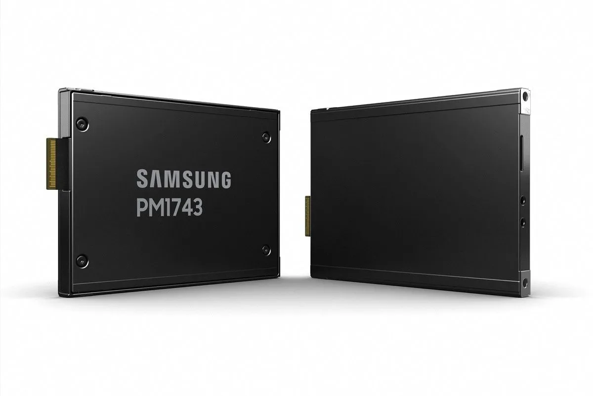Ổ cứng SSD Samsung PM1743, một sản phẩm cấp doanh nghiệp bền bỉ