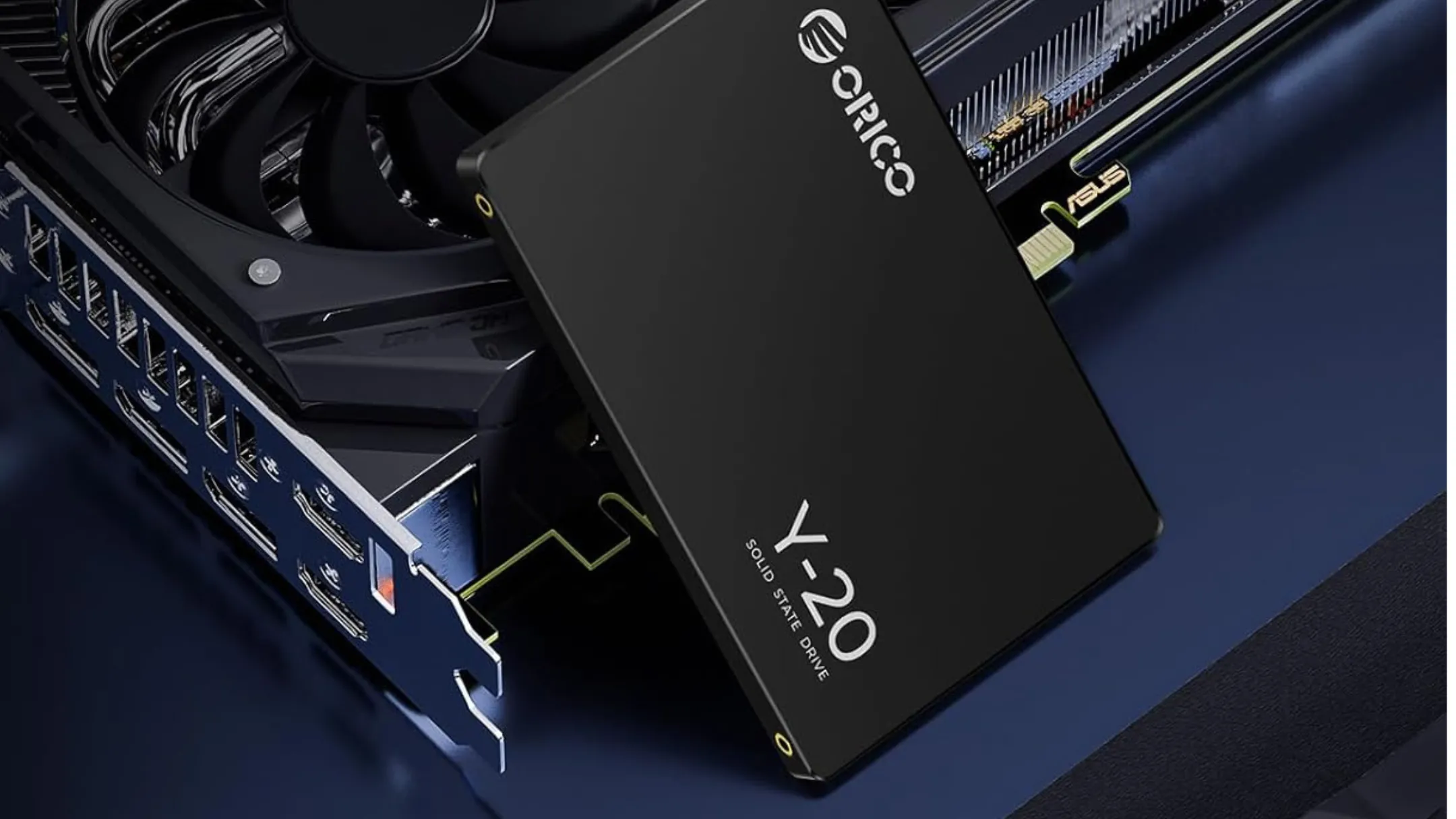Ổ cứng SSD SATA Orico 4TB được lắp đặt trong hệ thống máy tính