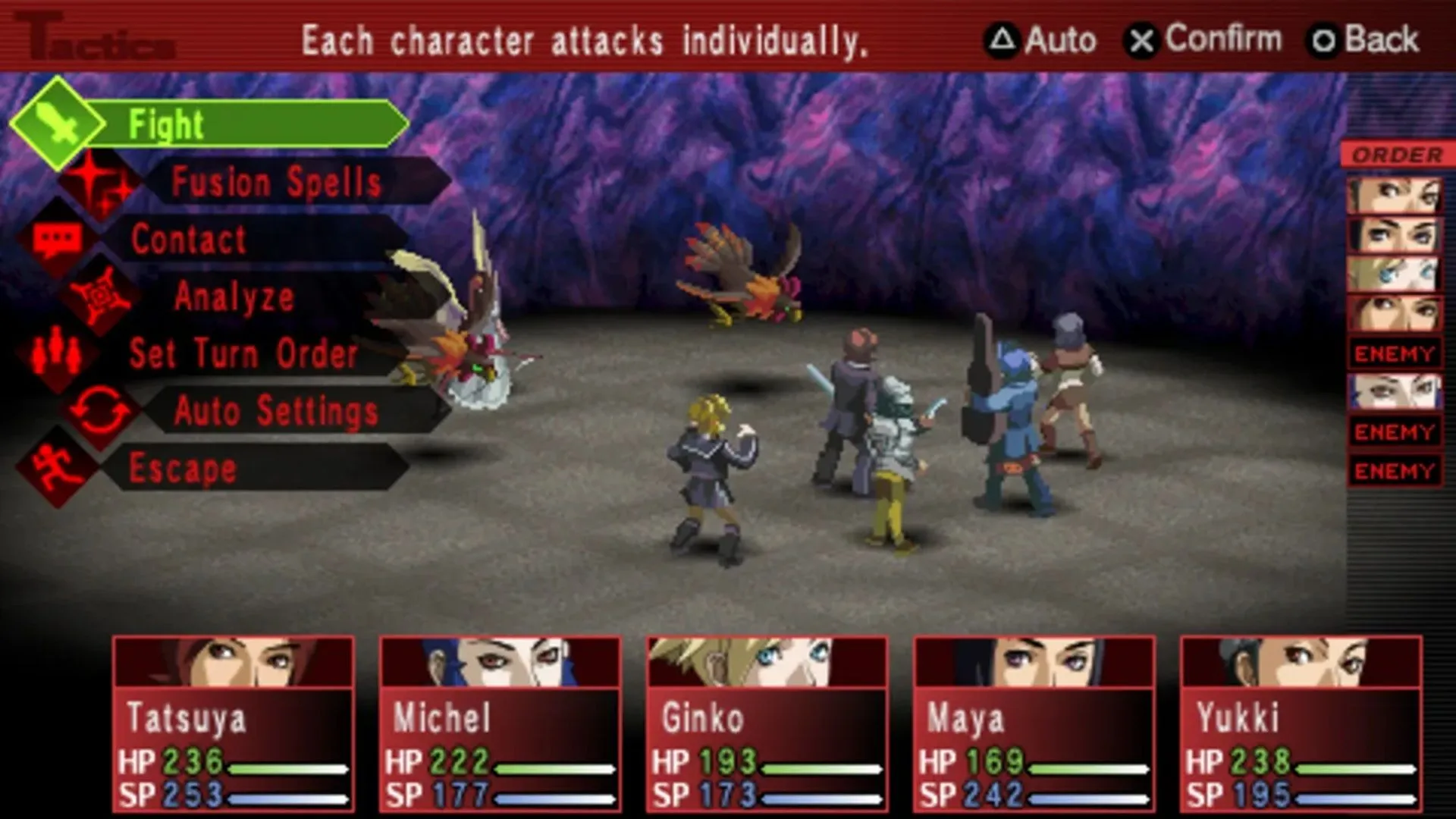 Screenshot cảnh chiến đấu trong Shin Megami Tensei: Persona 2 Innocent Sin trên PSP, minh họa đồ họa và giao diện game nhập vai cổ điển.