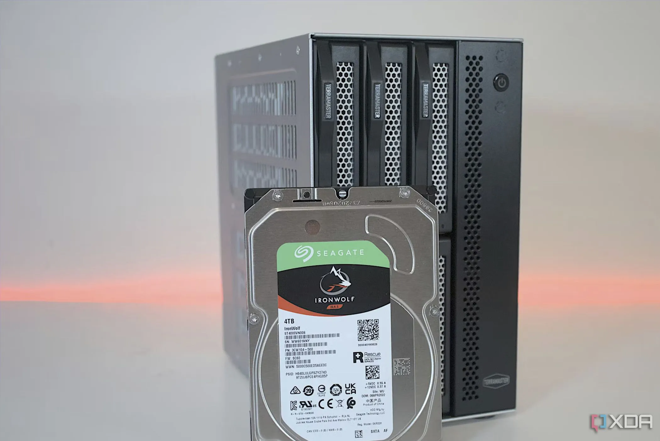 Thiết bị lưu trữ mạng NAS TerraMaster T6-423, một giải pháp hiệu quả để sao lưu và bảo vệ dữ liệu