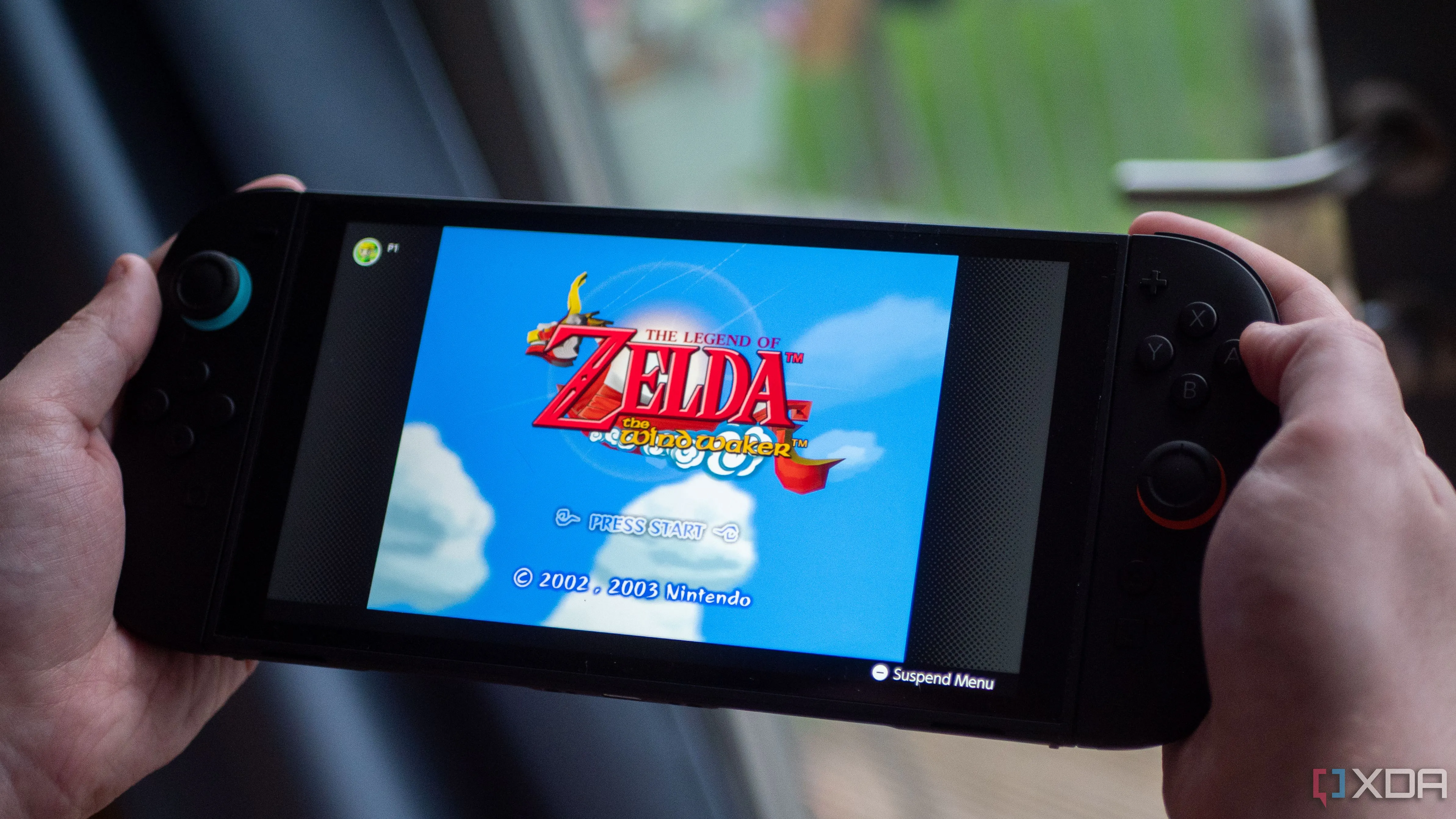 Thiết bị Nintendo Switch 2 với tay cầm màu tím gợi nhớ GameCube, biểu tượng cho sự đổi mới của Nintendo