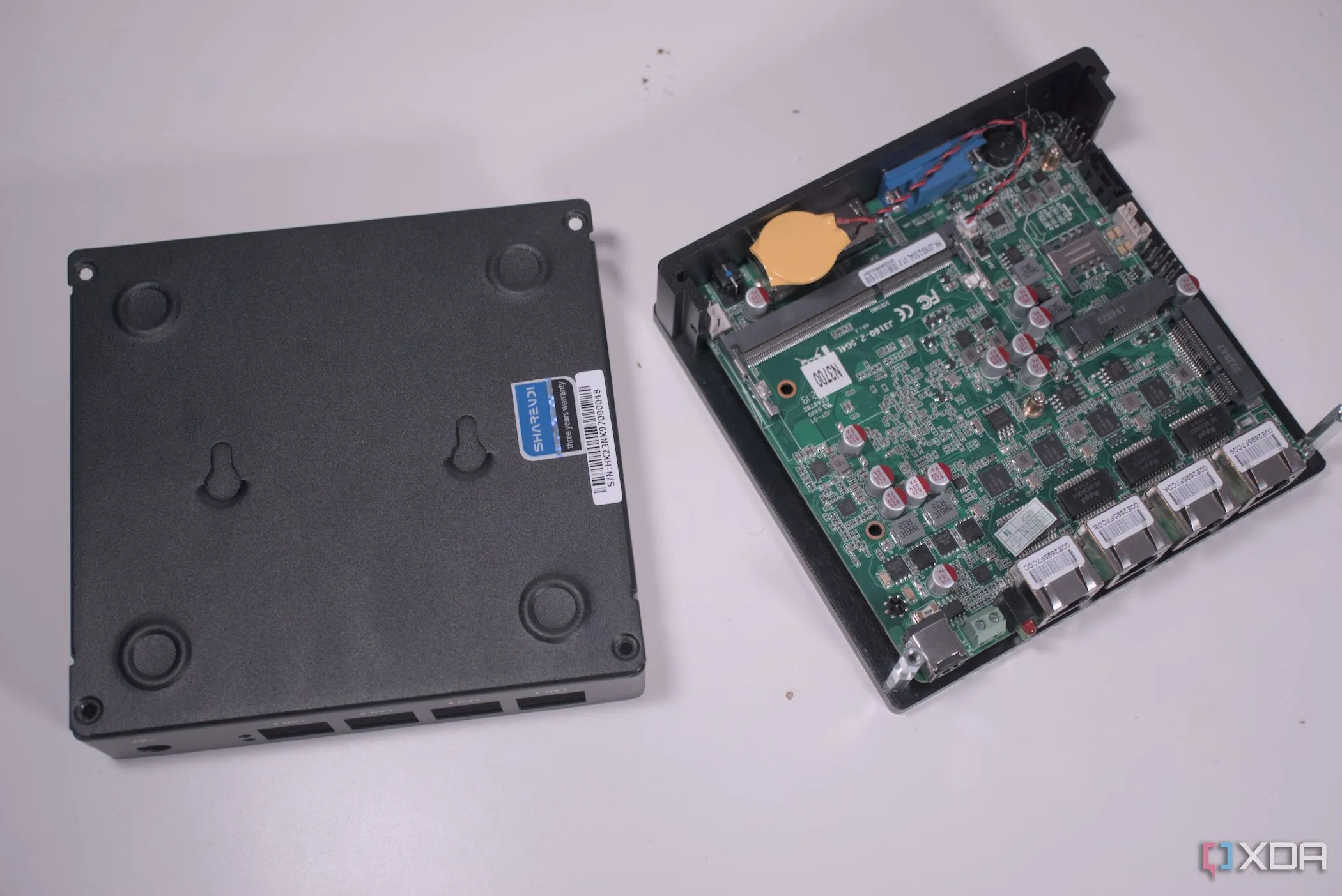 Thiết bị router Sharevdi F12, một lựa chọn phần cứng cho router OPNsense tùy chỉnh