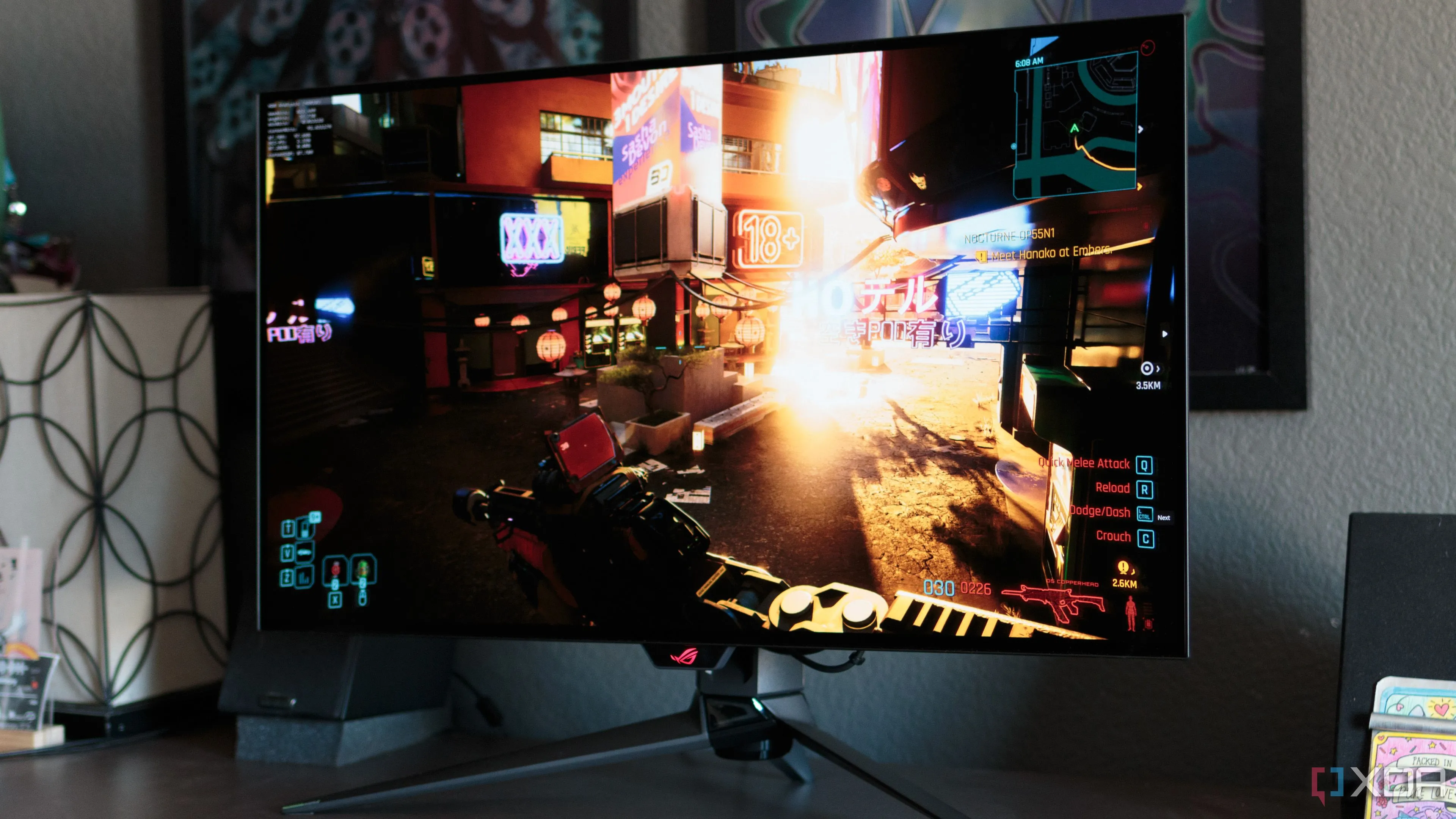 Trải nghiệm game Cyberpunk 2077 trên màn hình ASUS ROG PG32UCDP, làm nổi bật khả năng chơi game vượt trội của nền tảng Windows