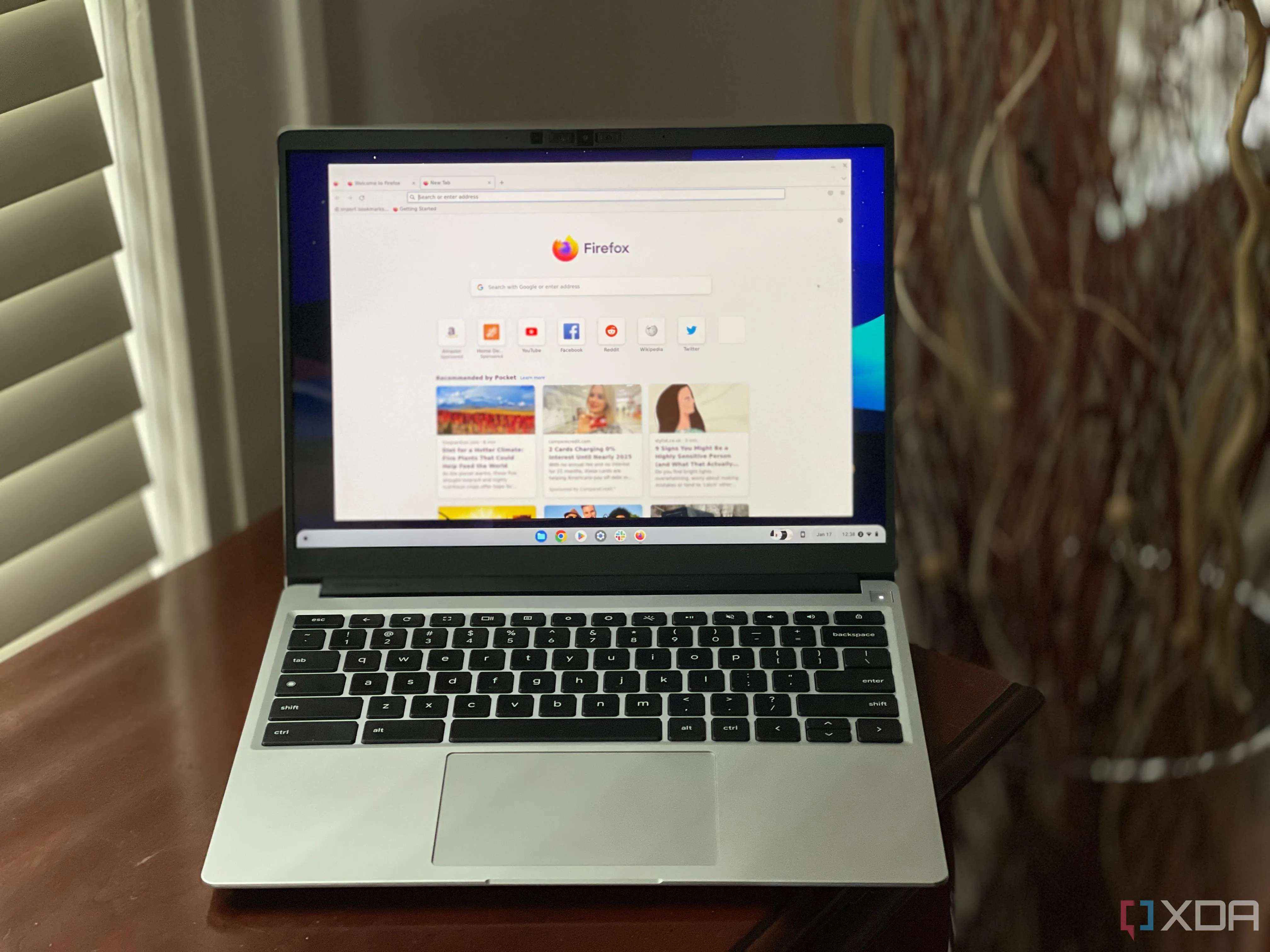 Trình duyệt Firefox đang chạy trên laptop Framework Chromebook