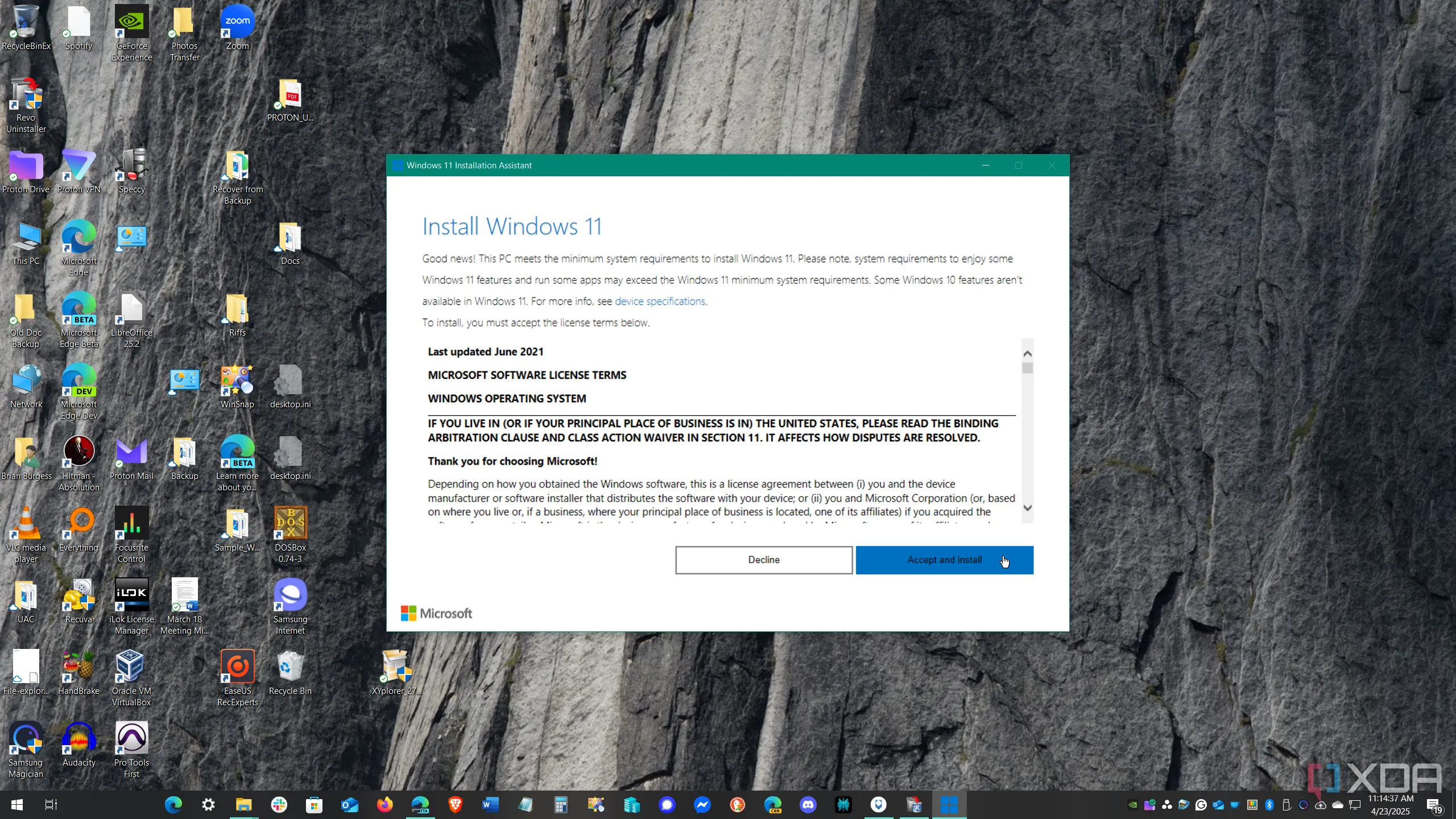 Trình hướng dẫn cài đặt Windows 11 (Windows 11 Installation Assistant) bắt đầu quá trình nâng cấp từ Windows 10