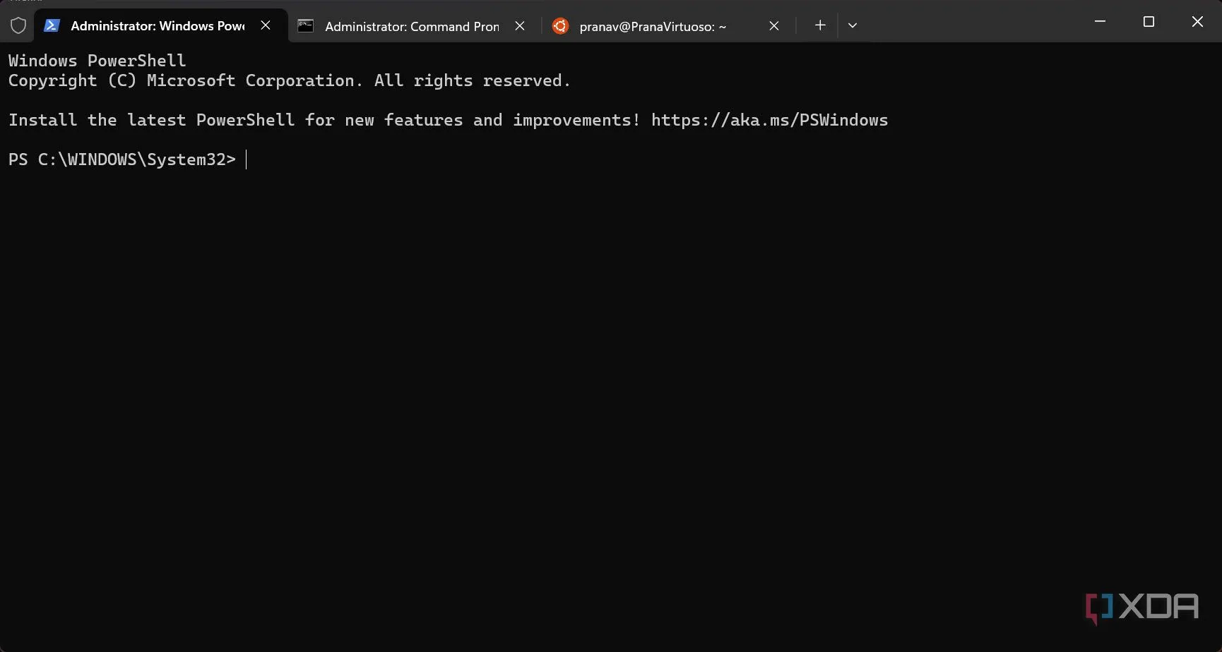 Windows Terminal với nhiều thẻ (tabs) chứa các profile khác nhau